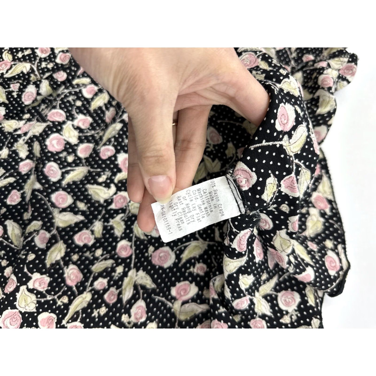 Vintage Dollz & Dames Dress Women’s XS Black Floral Pinup Wrap Midi Dress Womens XS Black Floral Pinup Wrap Midi Size XS / US 0-2 / IT 36-38 - 6 Thumbnail