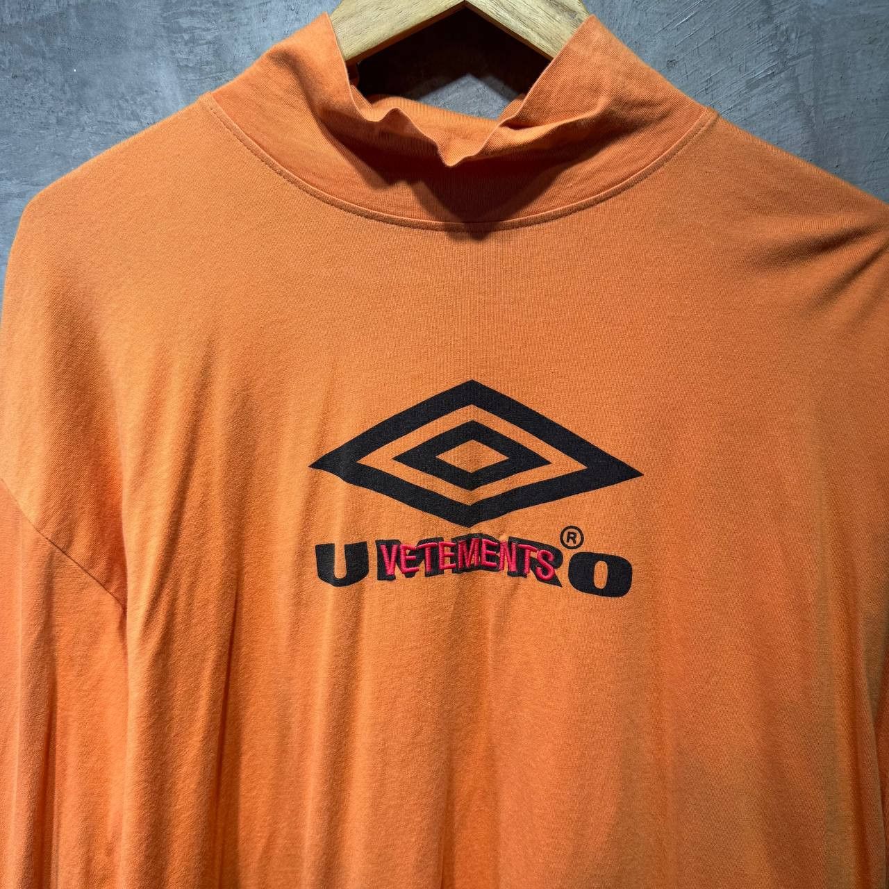 Vetements Vetements X Umbro long sleeves shirt Size US XL / EU 56 / 4 - 3 Thumbnail