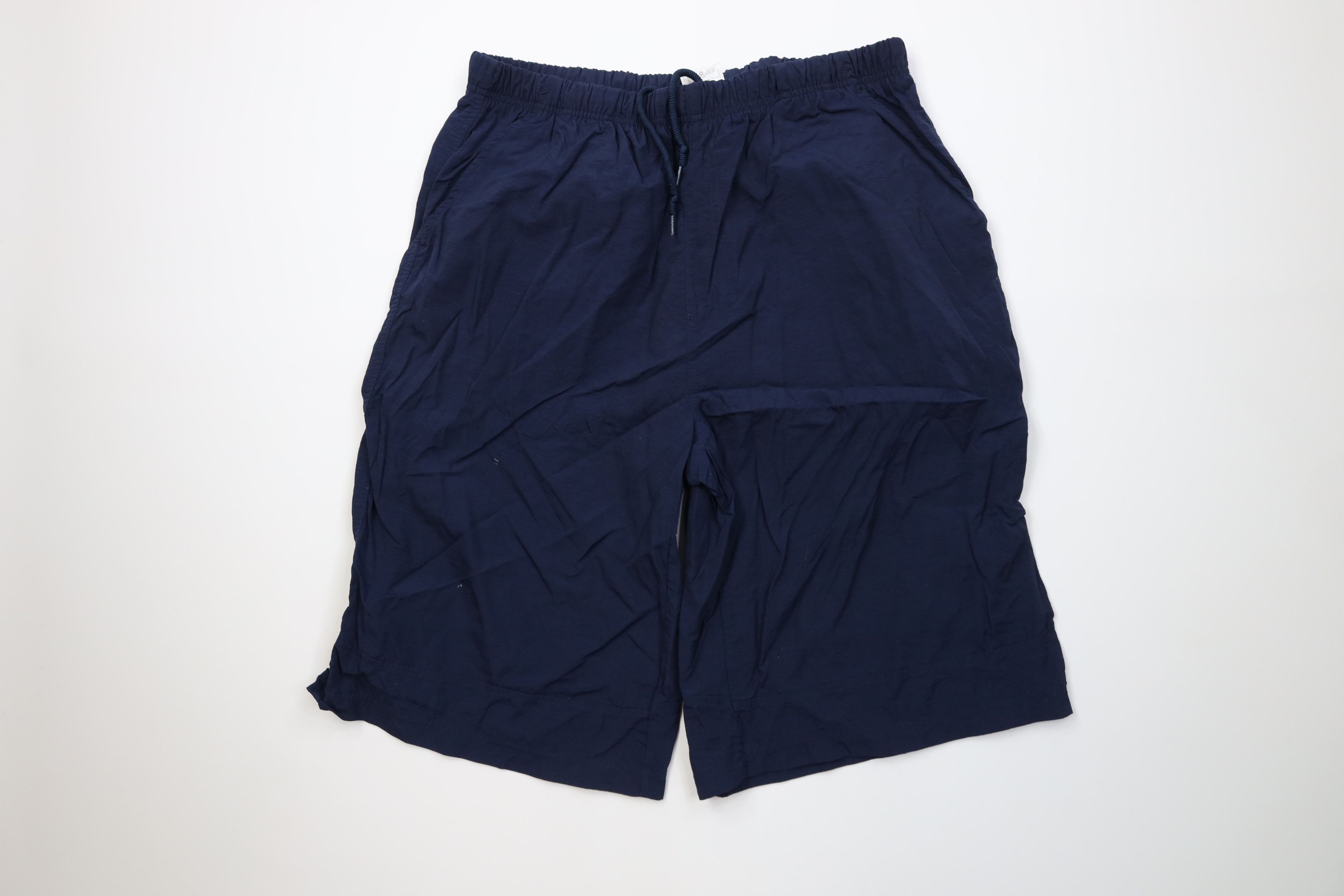 Nike Vintage Y2K Nike Spell Baggy Oversized Windbreaker Shorts Size US 38 / EU 54 - 1 Thumbnail