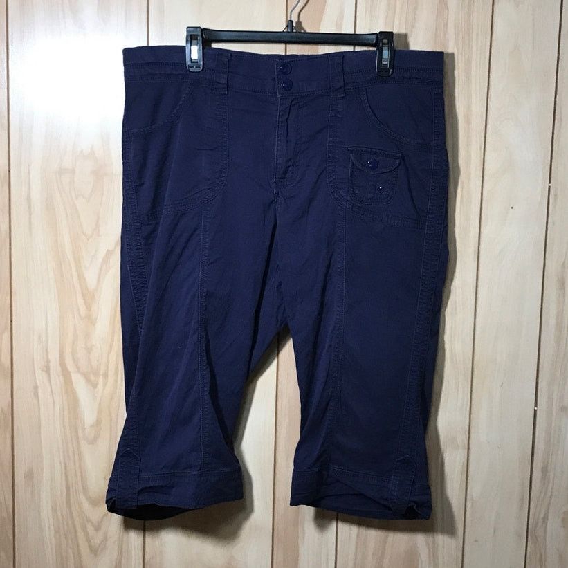 Lee Lee Easy Fit Navy Snap Closure High-Rise Bermuda Shorts 16 Size 37" - 1 Thumbnail