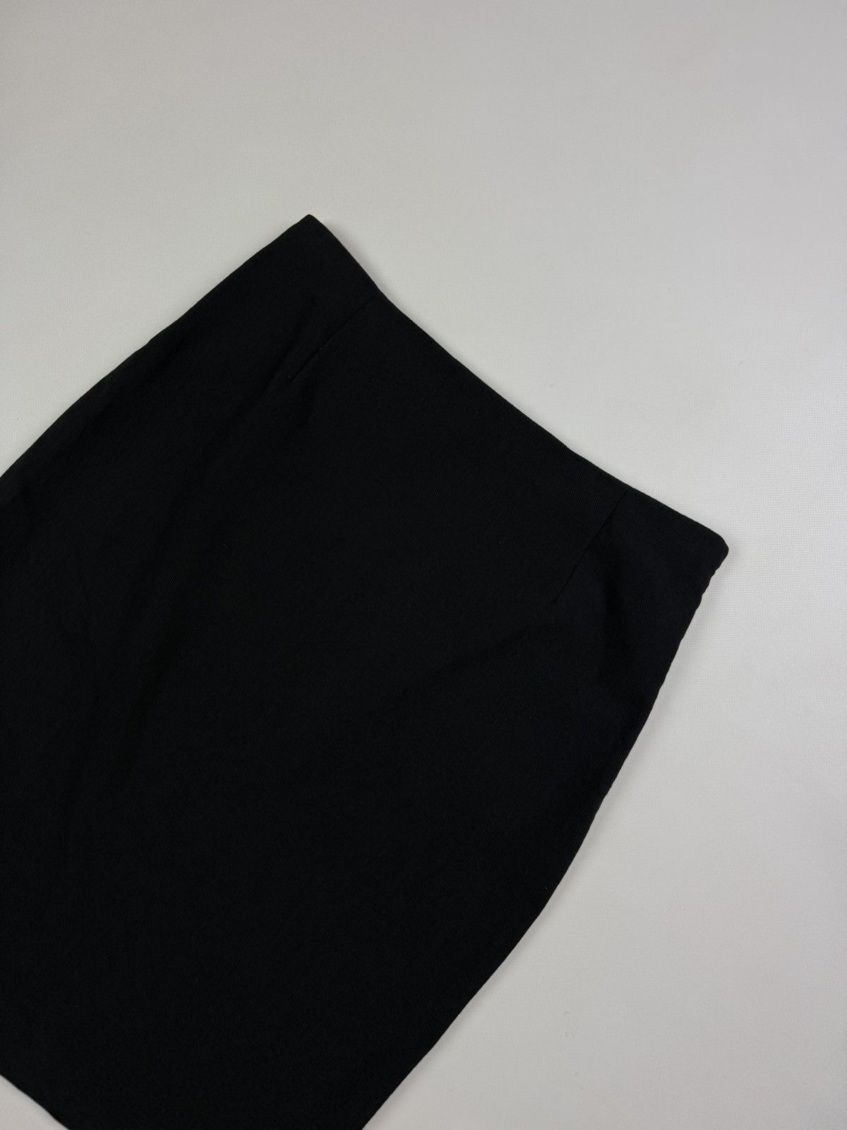 Prada Prada Milano Ladies Virgin Wool Pencil Skirt Size 44 Size 30" / US 8 / IT 44 - 4 Thumbnail