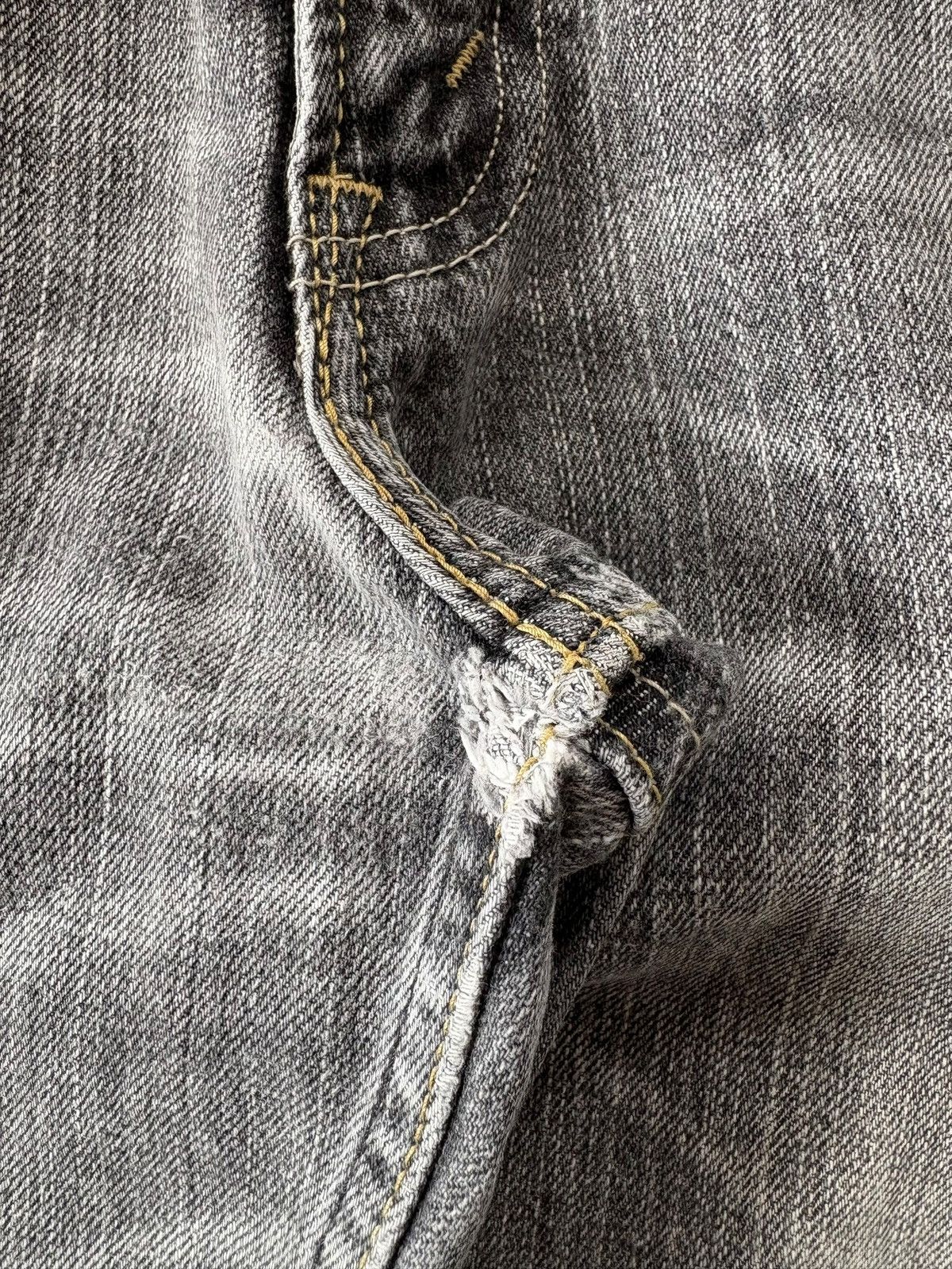 Levi's Vintage 90s Levis 502 Charcoal Wash Distress Baggy Jeans Size US 34 / EU 50 - 3 Thumbnail