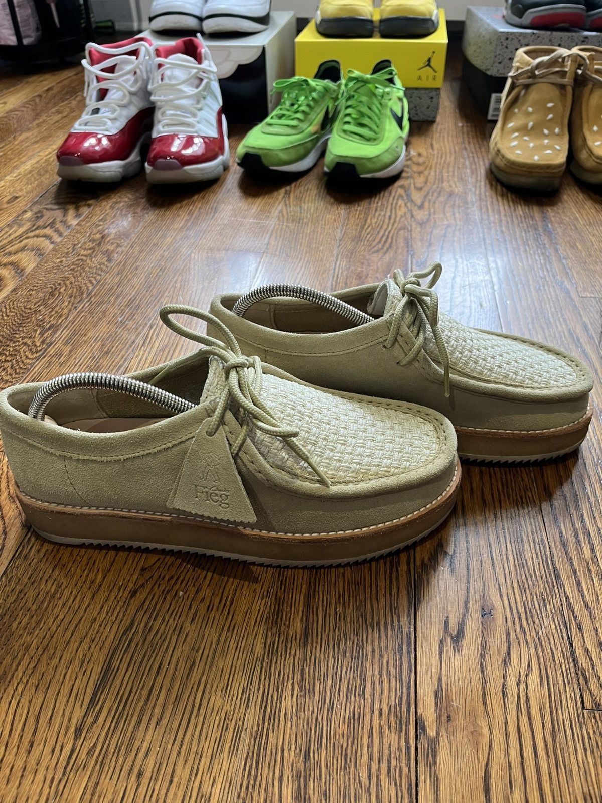 Ronnie Fiegx Clarks. Rossendale II