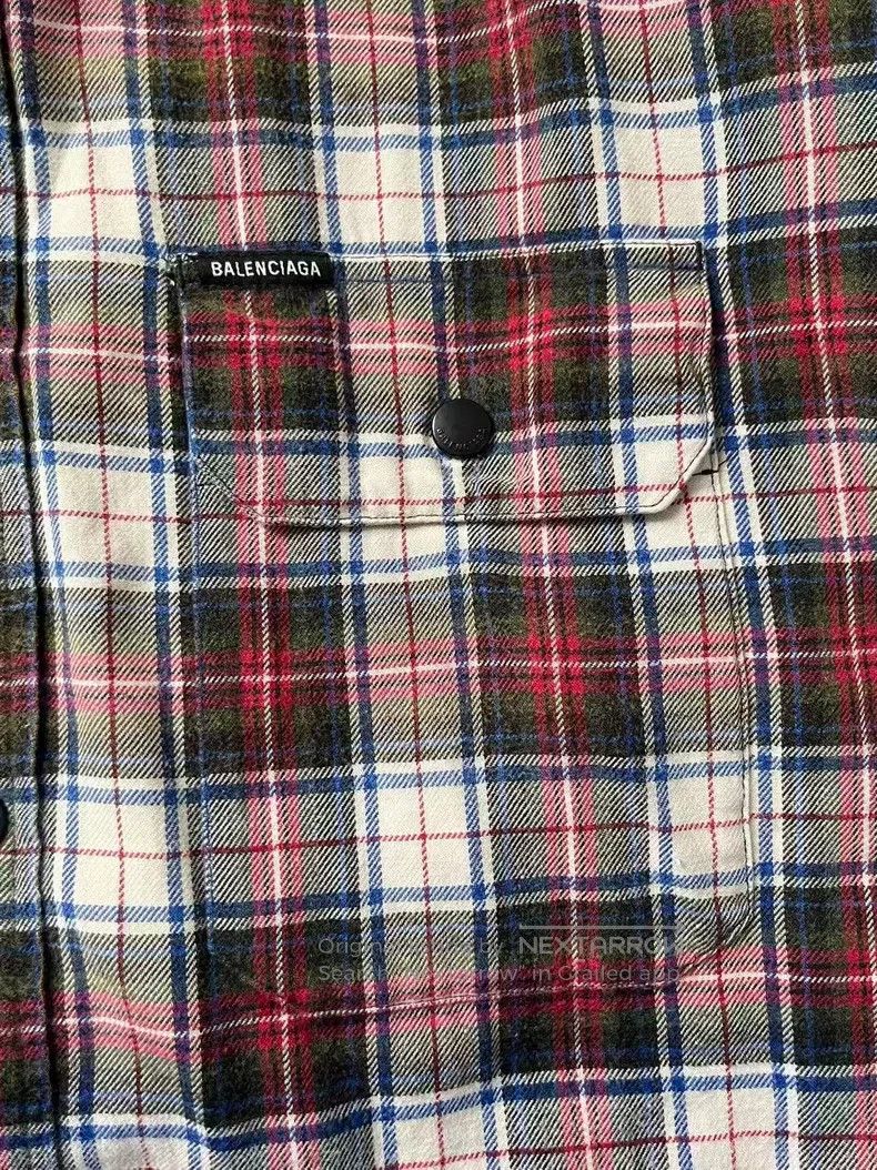 Balenciaga Balenciaga Plaid Detail Single Breasted Long Sleeve Shirt Size US M / EU 48-50 / 2 - 3 Thumbnail