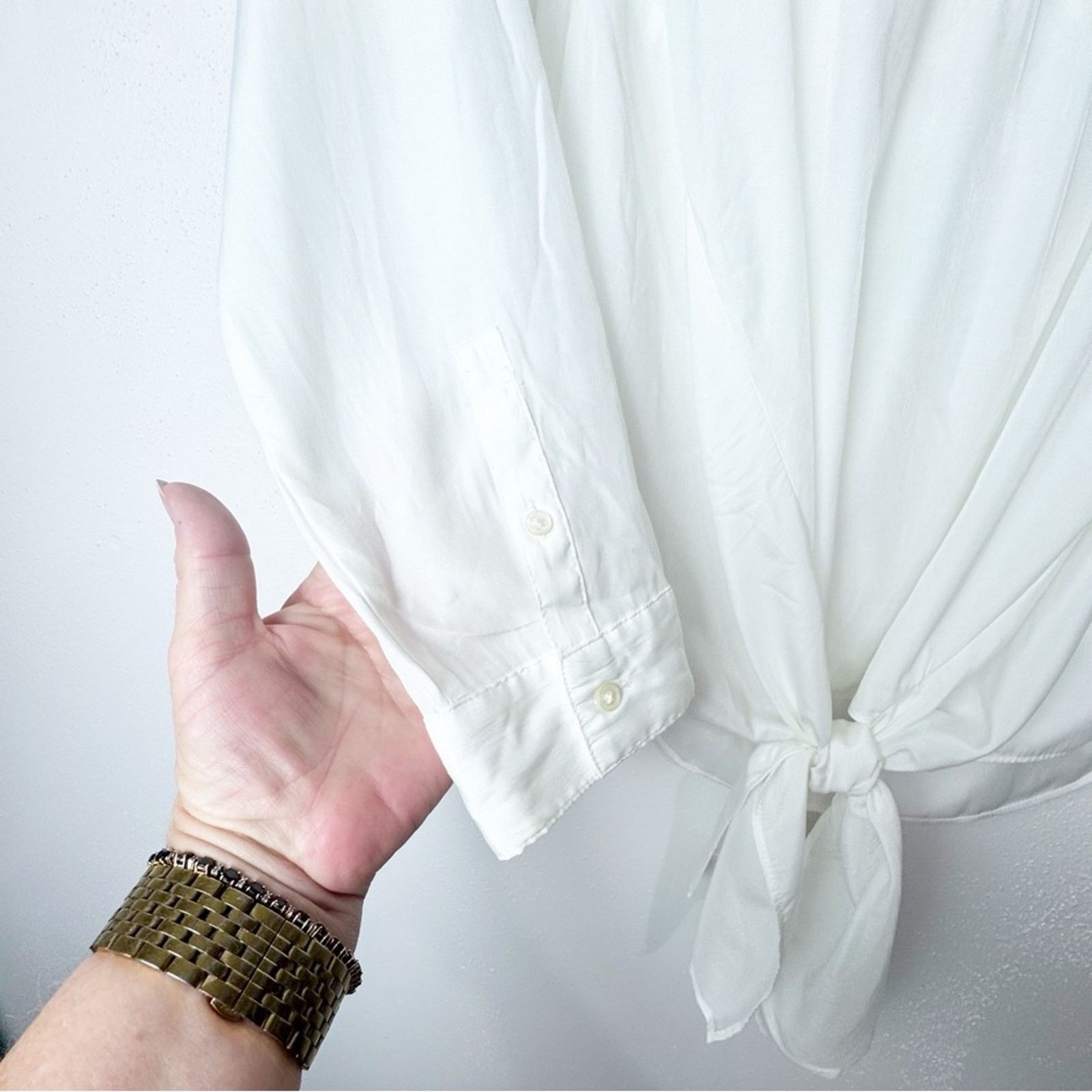 Express Express White Off the Shoulder Front Tie Top Womens Size Med Size M / US 6-8 / IT 42-44 - 3 Thumbnail