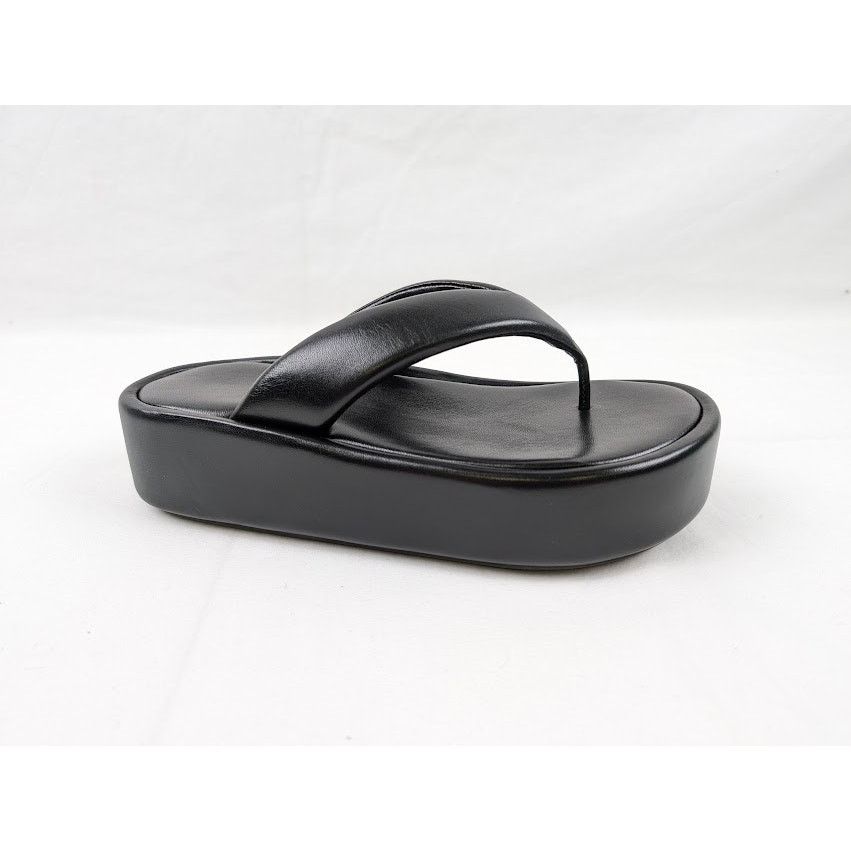 Balenciaga o1rshd1 Rise Thong Smooth Nappa/ Logo Slides in Black Size US 9 / IT 39 - 1 Thumbnail