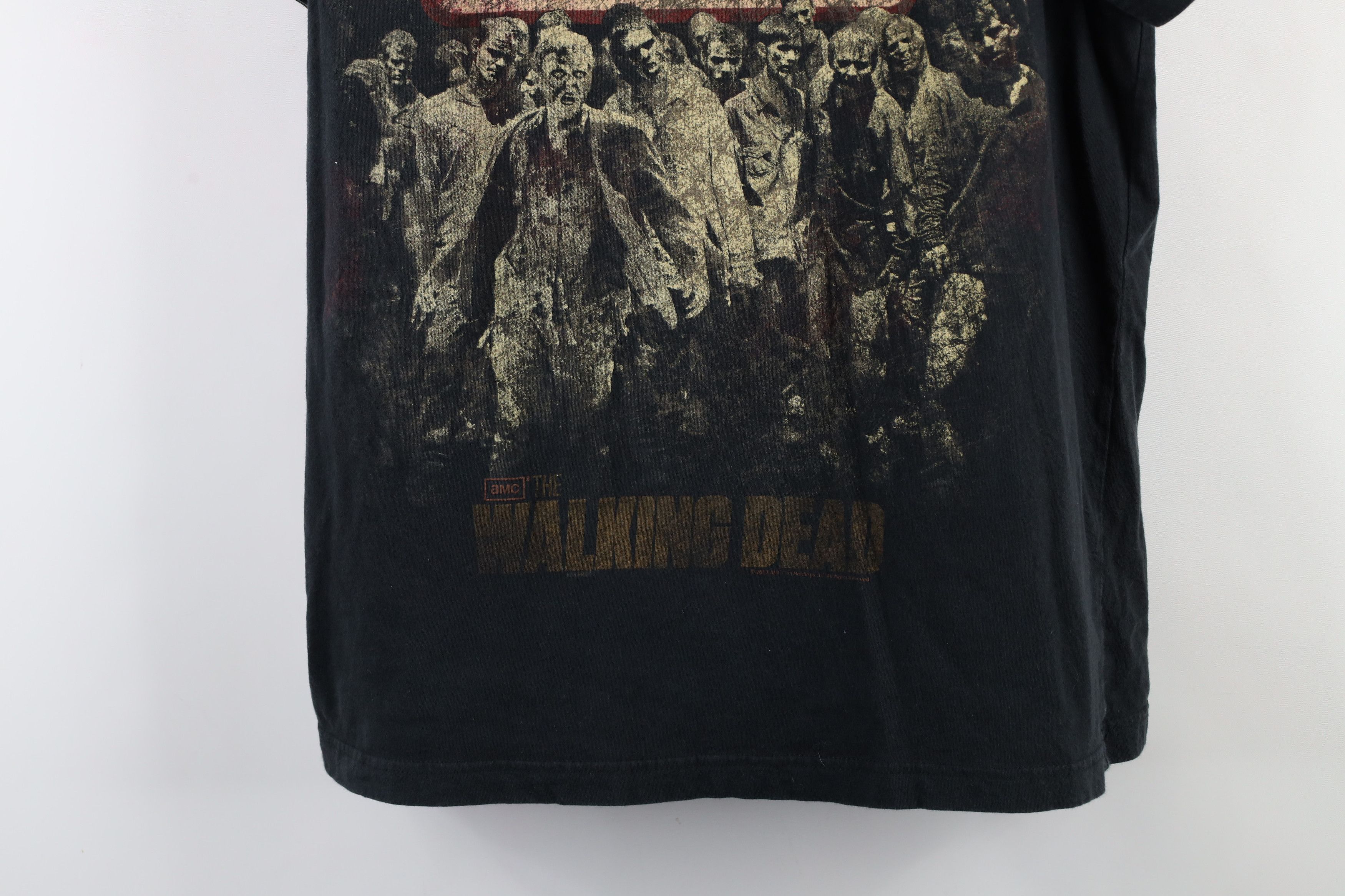 Vintage Vintage Y2K The Walking Dead Zombies All Over Print T-Shirt Size US L / EU 52-54 / 3 - 3 Thumbnail
