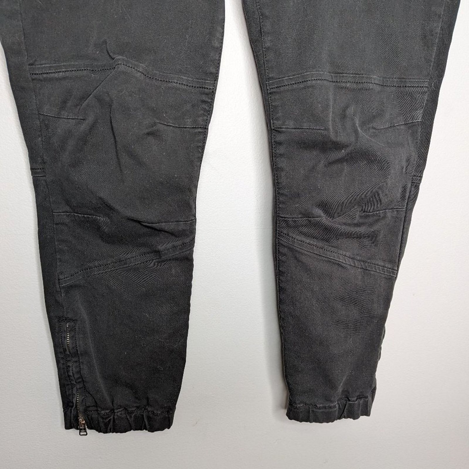 Frame Frame Washed Black Banded Bottom Trapunto Moto Pant Anke Zip Size 30" / US 8 / IT 44 - 6 Thumbnail