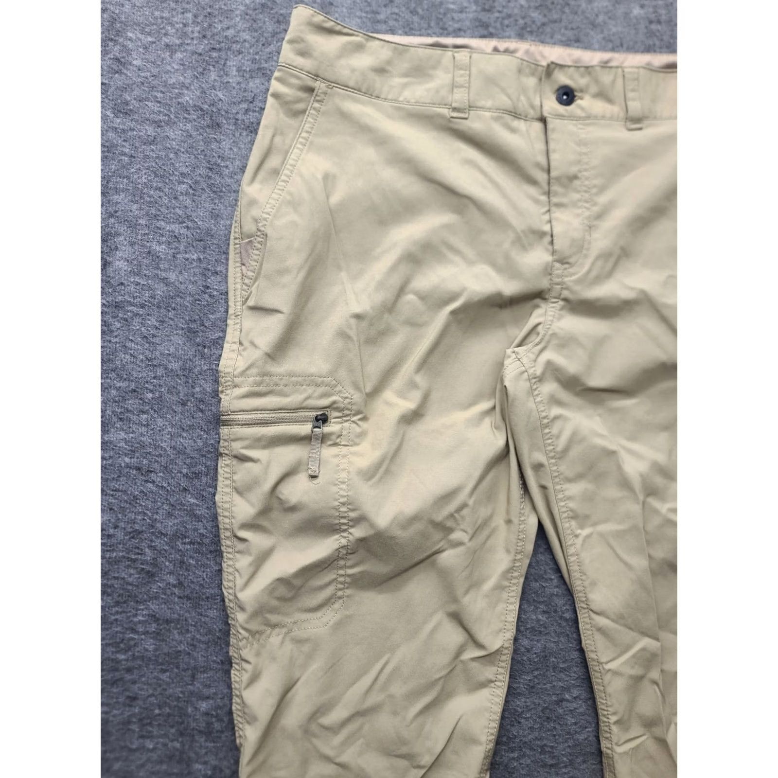 The North Face The North Face Pants Womens Regular Beige 10x32 Aphrodite 2.0 Convertible Hiking Cargo Pants Mens? Womens Size 32" / US 10 / IT 46 - 7 Thumbnail