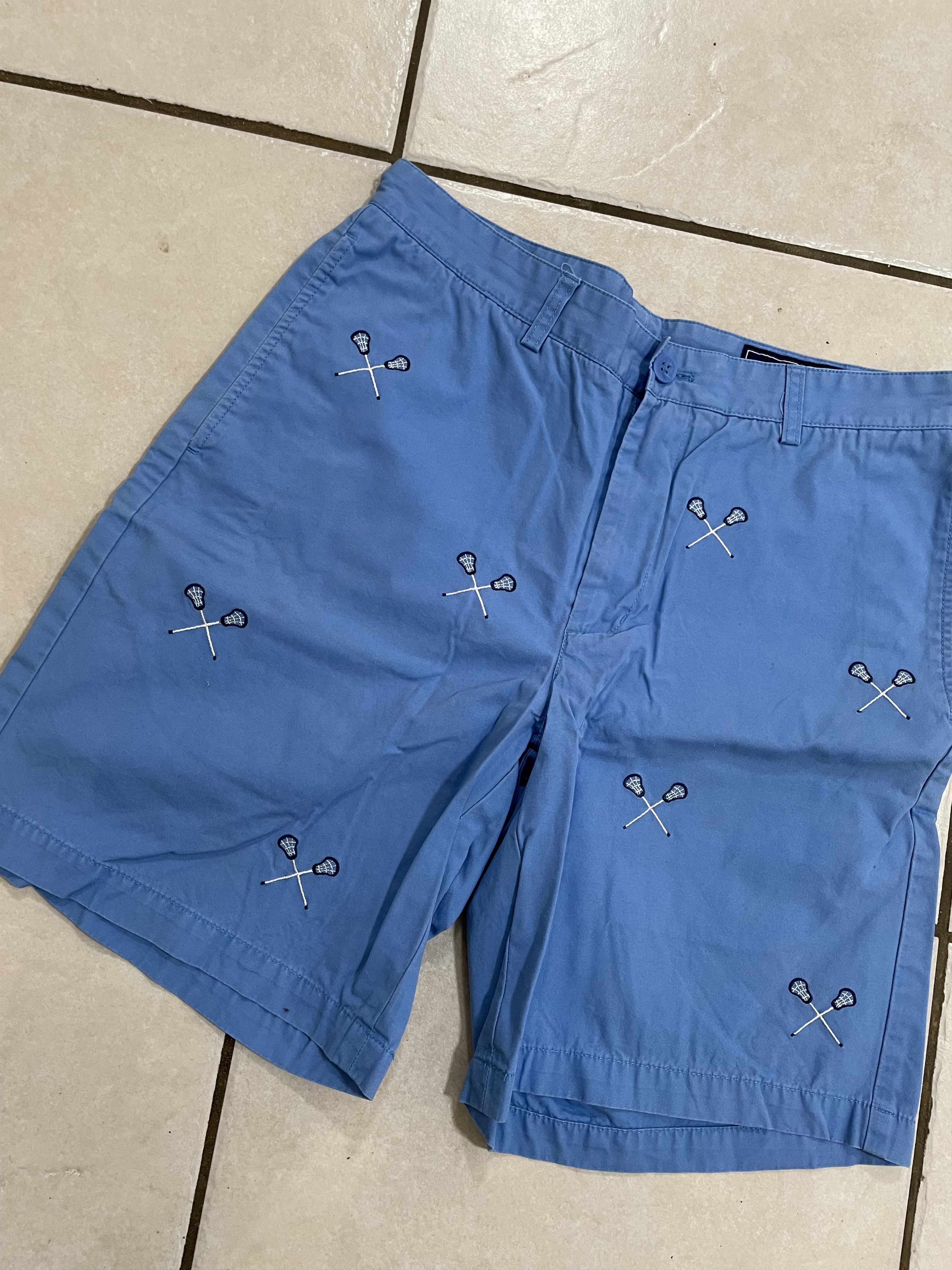 Vineyard Vines The creators game embroidered shorts size 32 Size US 32 / EU 48 - 1 Thumbnail