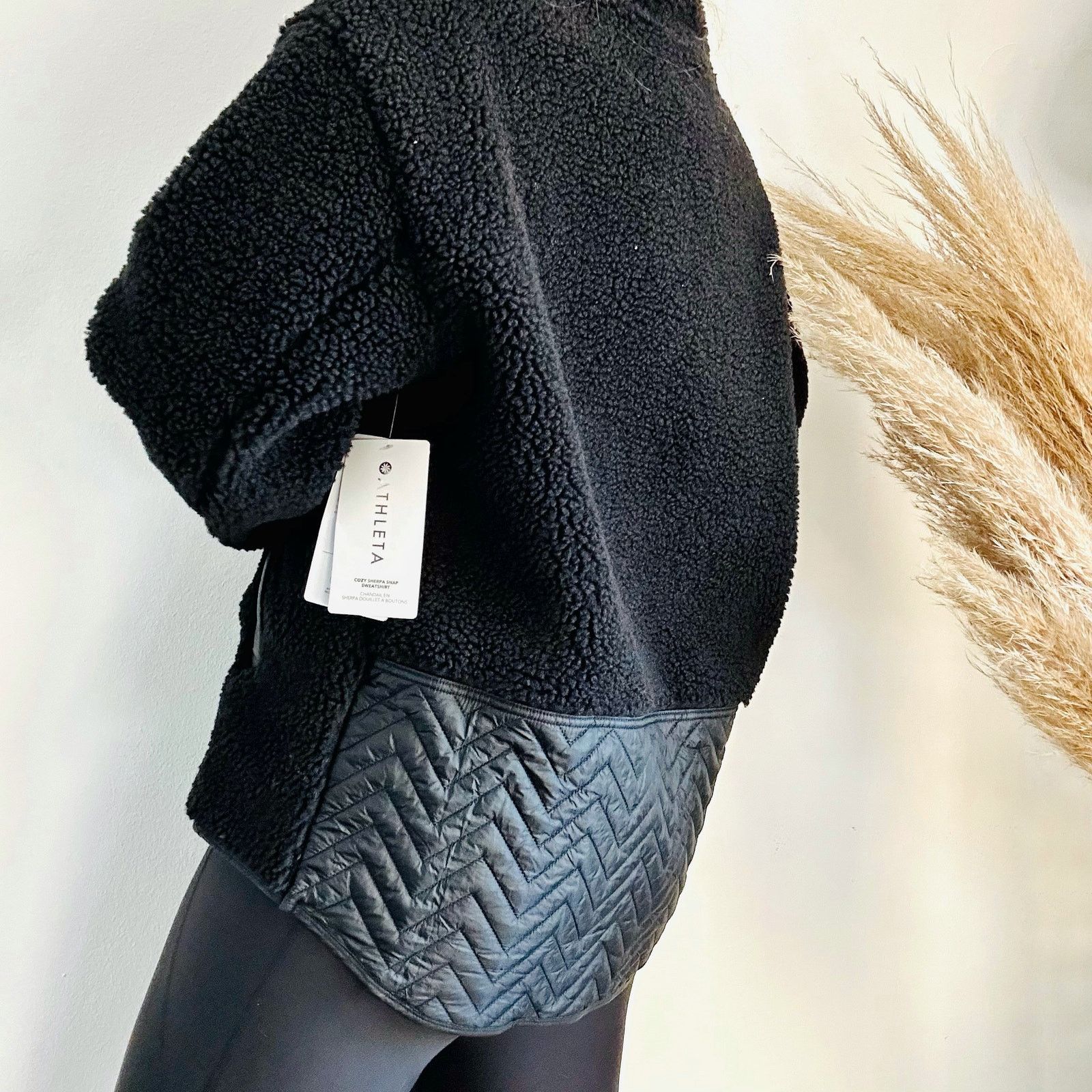 Athleta NEW ATHLETA Black Sherpa Teddy Coat Button Jacket Sweater Size L / US 10 / IT 46 - 2 Thumbnail