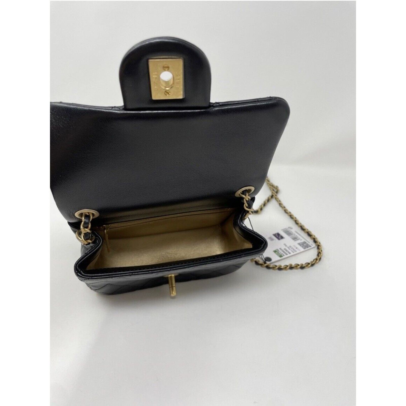 Chanel CHANEL 2022 Black Mini Square Pearl Crush Lambskin Flap Bag Size ONE SIZE - 13 Thumbnail