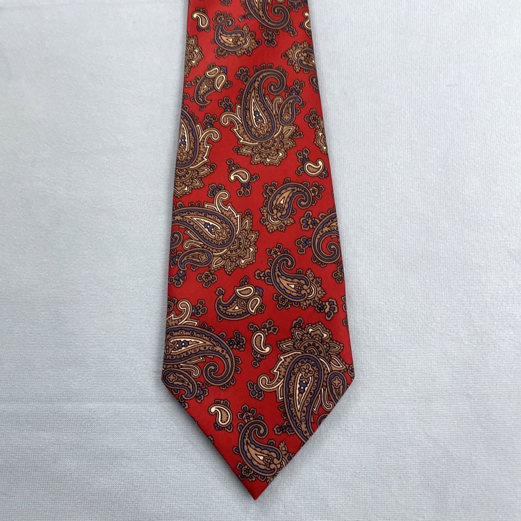 Vintage VINTAGE Christopher Hayes Tie Main Selling Point Paisley Silk Italy Red Blue White Classic 4x59 Mens NeckTie 1980s 1990s Western# Size ONE SIZE - 6 Thumbnail