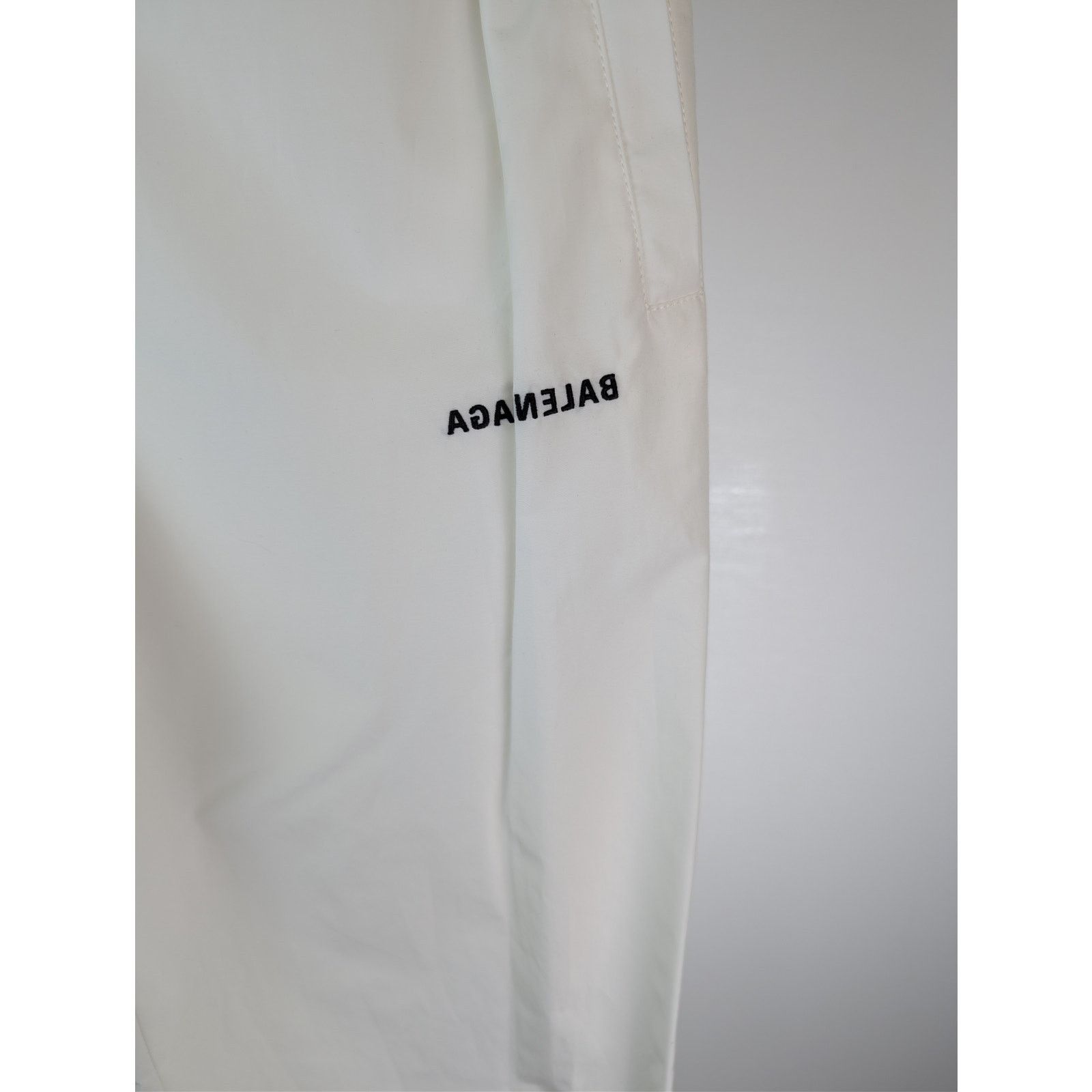 Balenciaga o1rshd1 Regular Tracksuit Pants in White Size US 32 / EU 48 - 9 Thumbnail