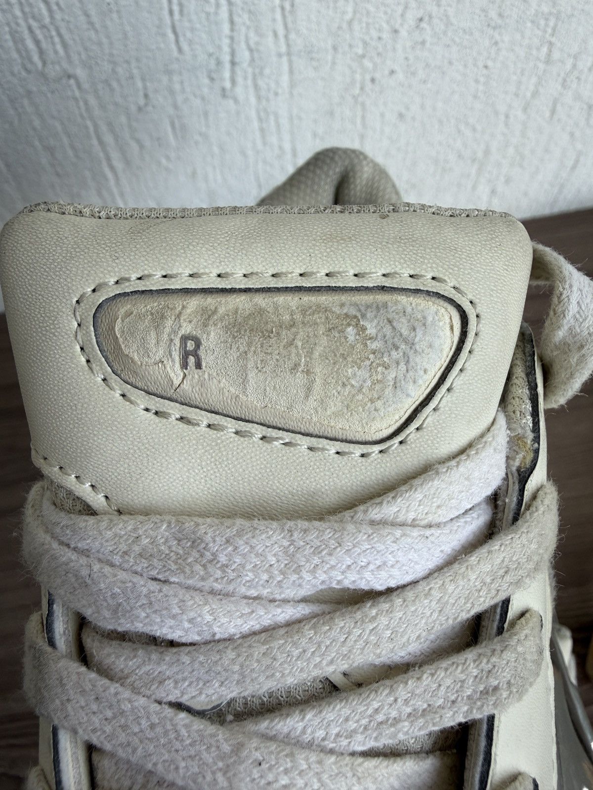 Raf Simons Mirrored silver Ozweego sneaker Size US 5 / IT 35 - 9 Thumbnail