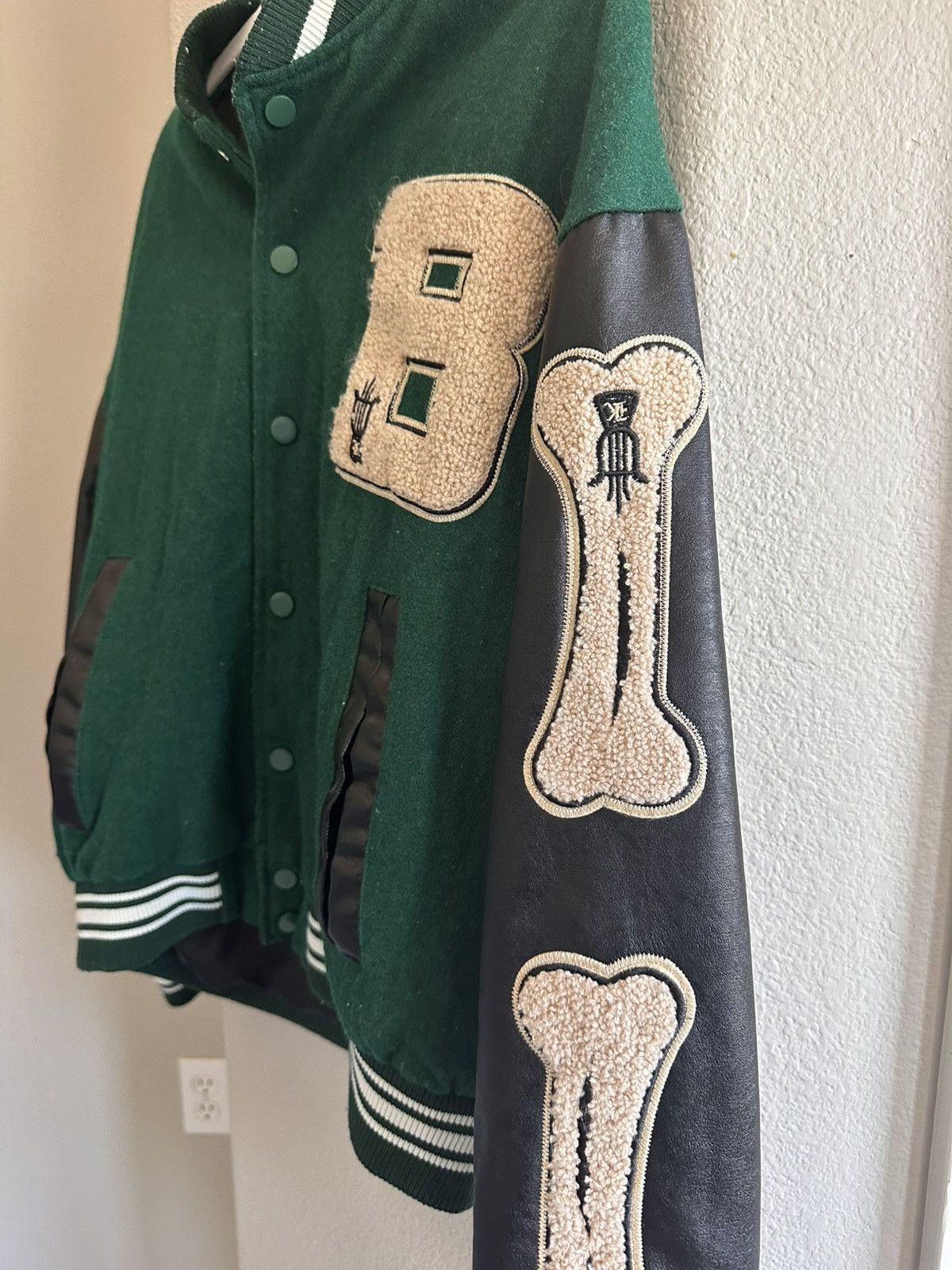 Hypebeast × Japanese Brand Black Air Aelfric Eden Bones Varsity Jacket Size US S / EU 44-46 / 1 - 4 Thumbnail