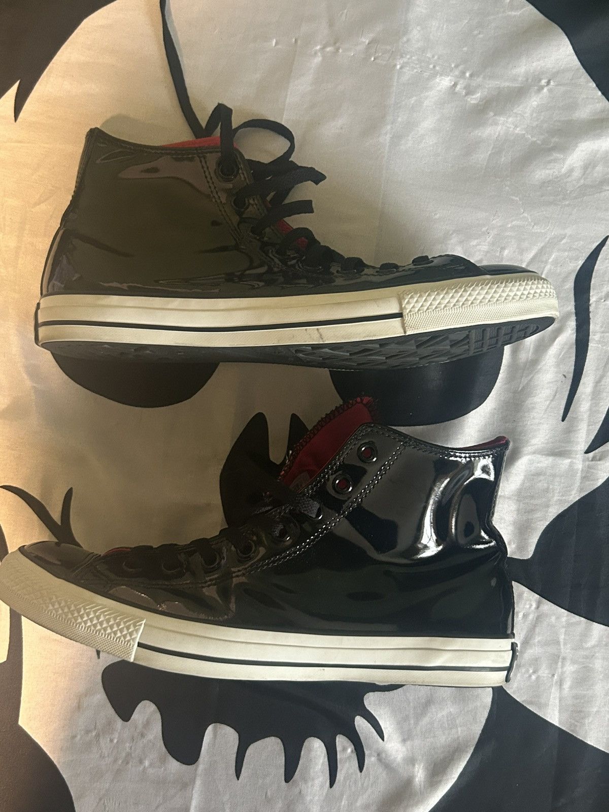 Converse × Japanese Brand Patent leather “fight club” converse Size US 10 / EU 43 - 4 Thumbnail