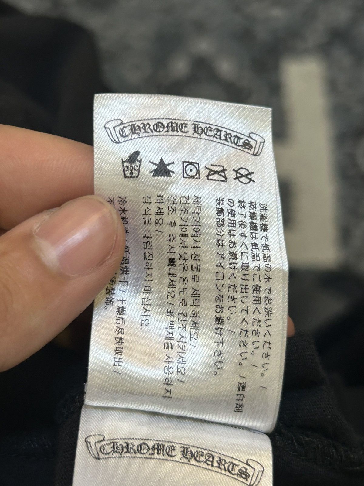 Chrome Hearts Chrome Hearts Pink Neck Logo Long Sleeve T-Shirt Size US XL / EU 56 / 4 - 11 Thumbnail
