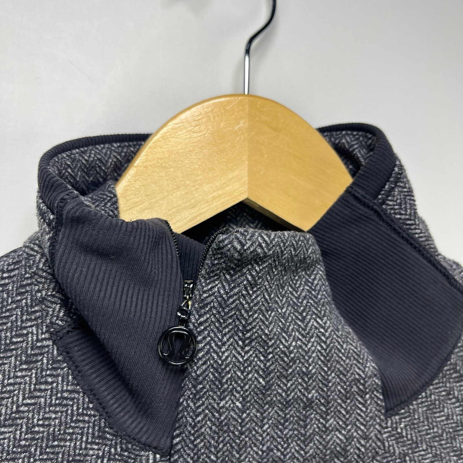 Lululemon × Vintage Lululemon Base Runner 1/2 Zip Herringbone Black High Neck 9 Size M / US 6-8 / IT 42-44 - 3 Thumbnail