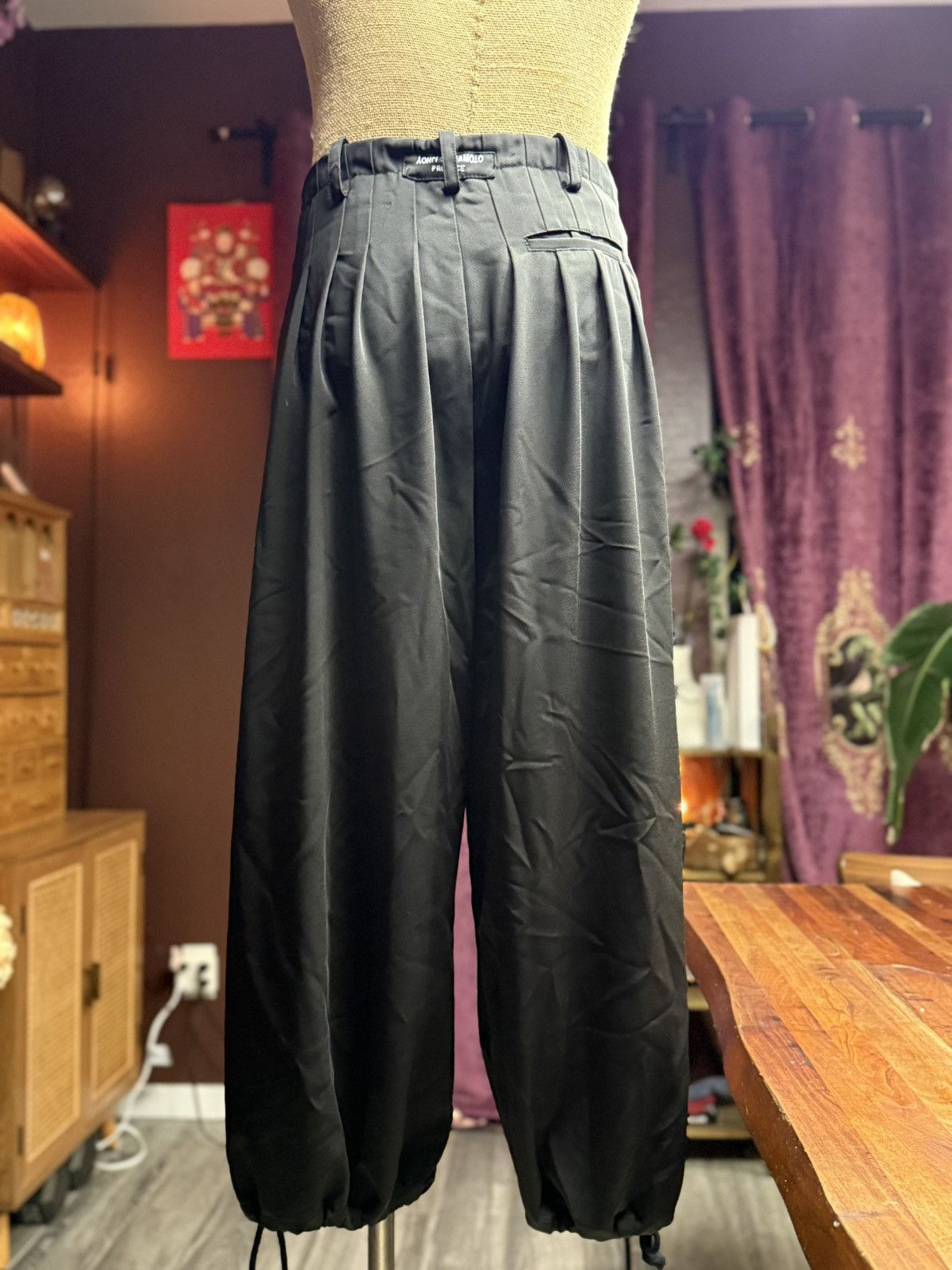Other Black Pleated Drawstring Cuff Pants – Modern, Minimal Size US 29 - 8 Thumbnail