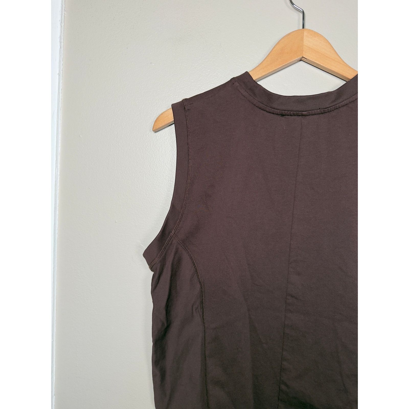Heliot Emil HELIOT EMIL Burgundy Ecdysis Tank Top size S Size US S / EU 44-46 / 1 - 11 Thumbnail