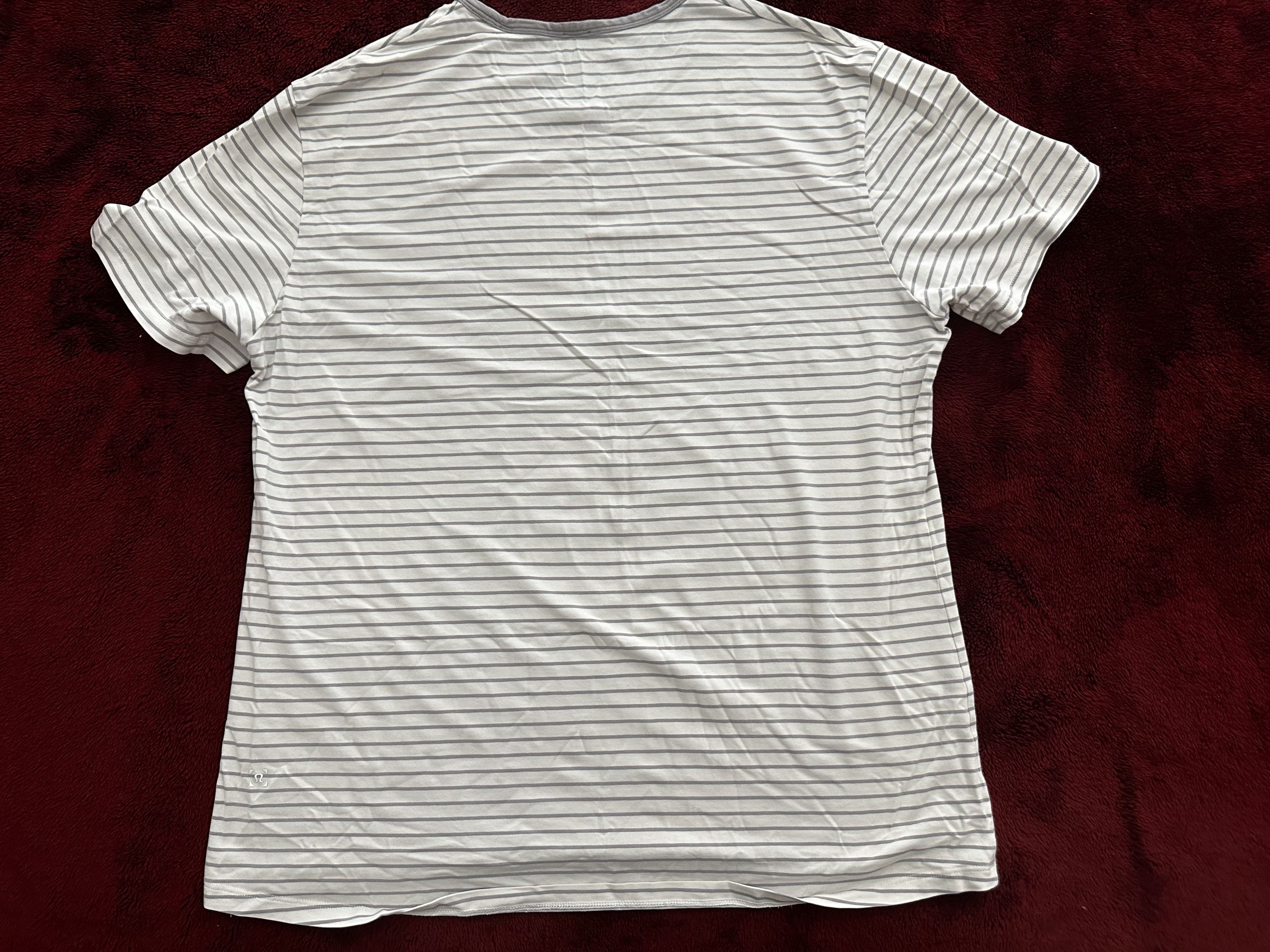 Lululemon Lululemon 5 Year Basic Gray Striped T Shirt Size US XL / EU 56 / 4 - 2 Thumbnail