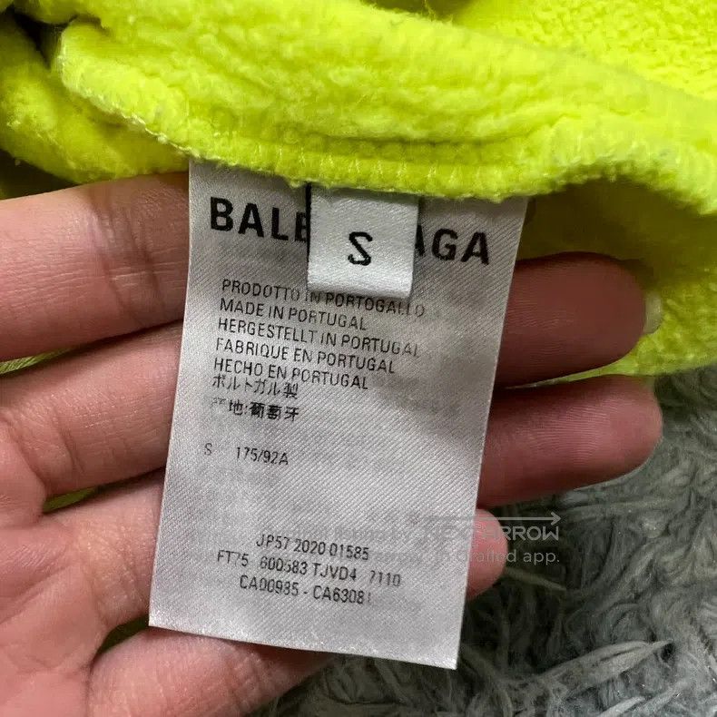 Balenciaga Balenciaga Wave Design Hoodie Size S Size US S / EU 44-46 / 1 - 3 Thumbnail