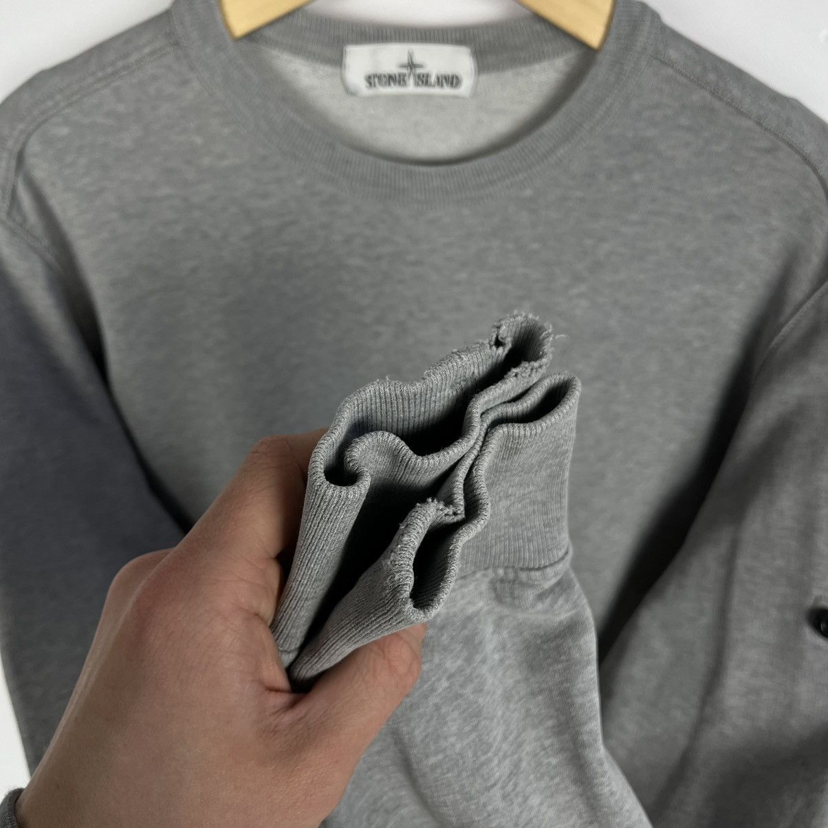 Stone Island Stone Island grey crewneck sweatshirt Size US M / EU 48-50 / 2 - 23 Thumbnail