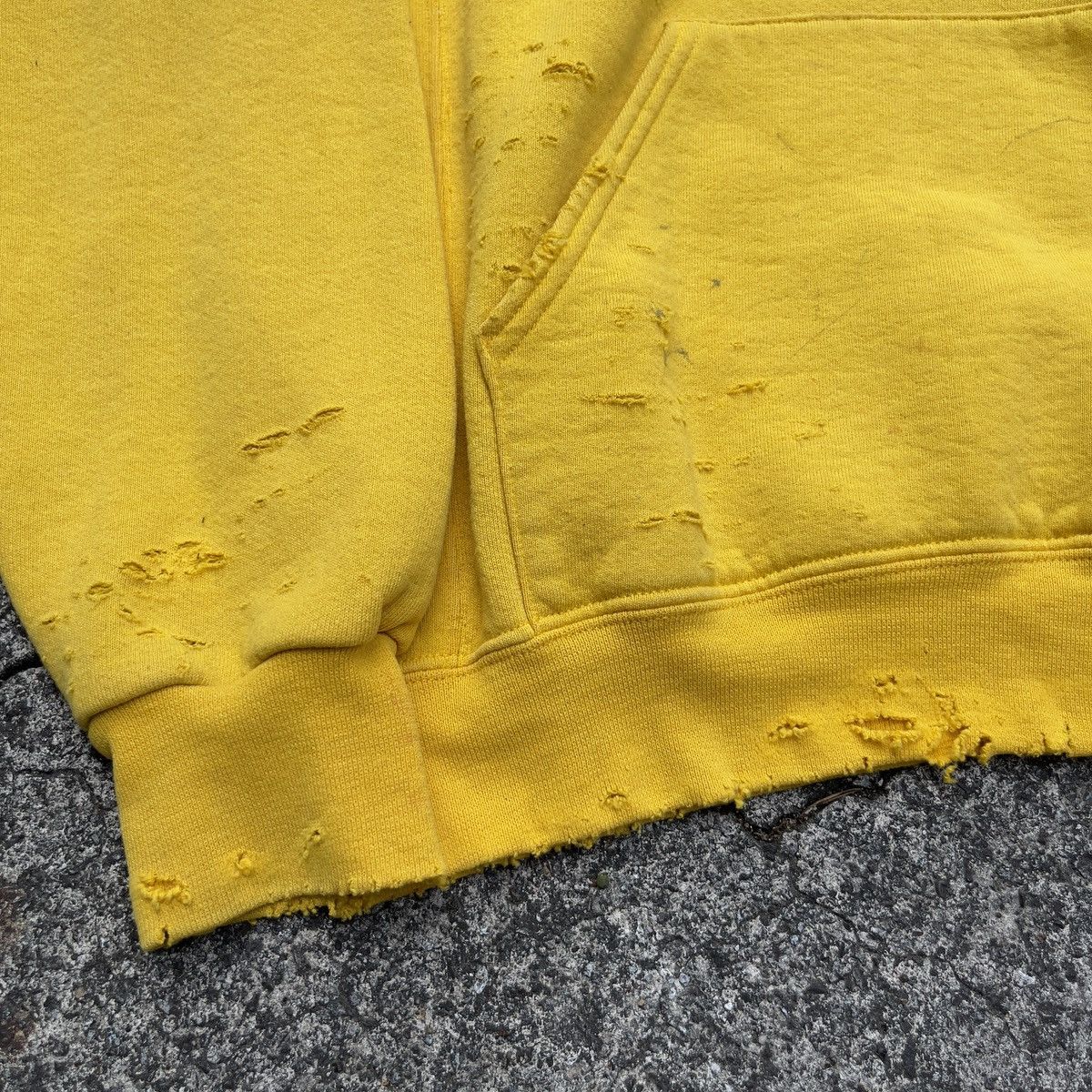Russell Athletic × Vintage Thrashed Vintage Y2K Russell Athletic Yellow Blank Pullover Size US M / EU 48-50 / 2 - 8 Thumbnail