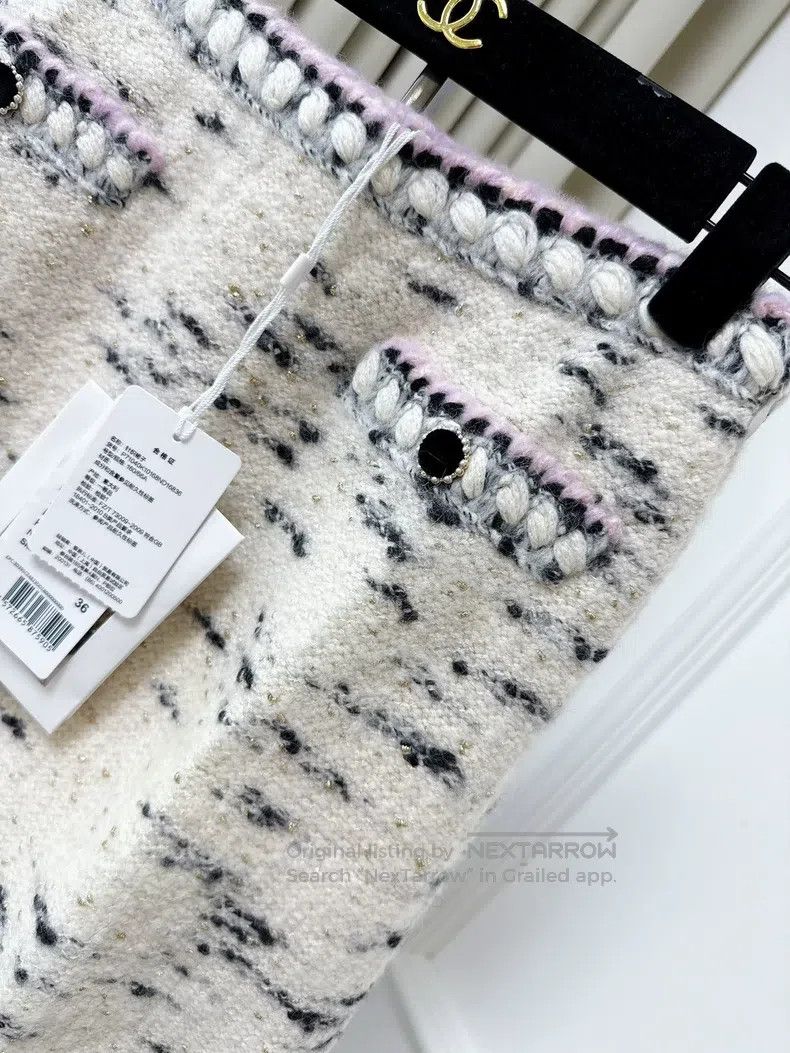 Other Chanel 21A Castle Series Cashmere Knitted Skirt Size 24" / US 00 / IT 34 - 2 Thumbnail