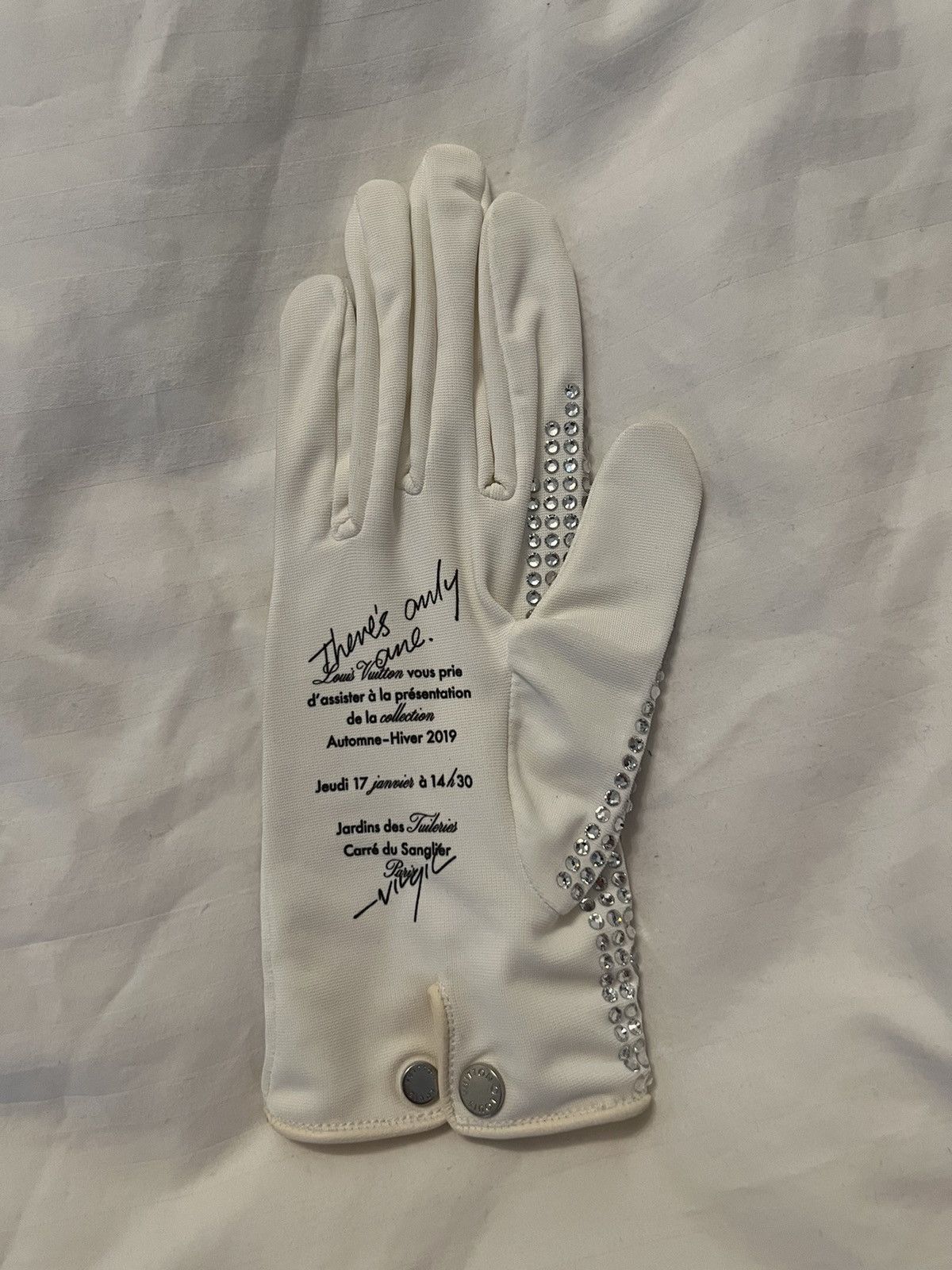 Louis Vuitton Louis Vuitton FW19 Michael Jackson Thriller Glove Size ONE SIZE - 4 Thumbnail