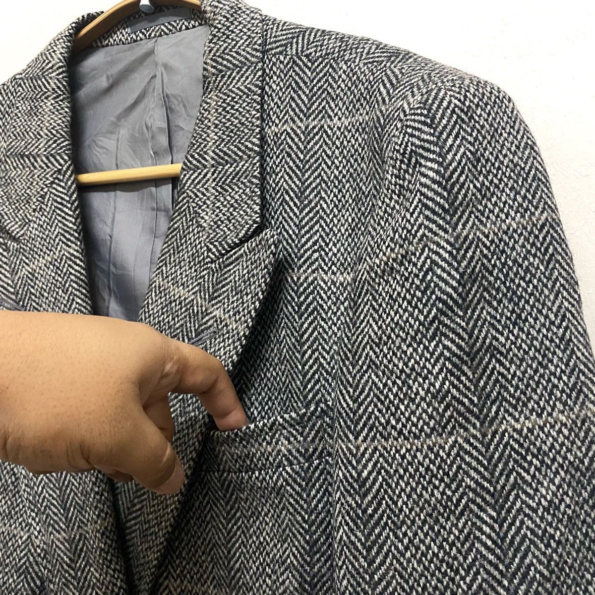 Burberry Vintage BURBERRYS England Harringbone Wool Jacket Size 42L - 3 Thumbnail
