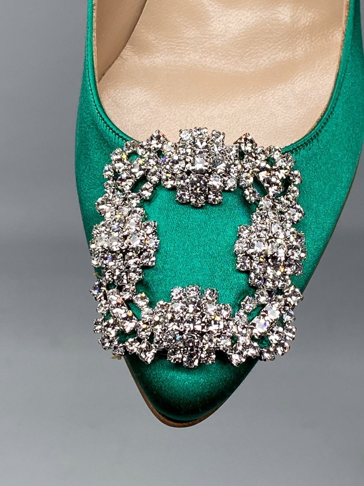 Manolo Blahnik Manolo Blahnik Hangisi 70MM Embellished Satin Pumps size 36 Size US 6 / IT 36 - 7 Thumbnail