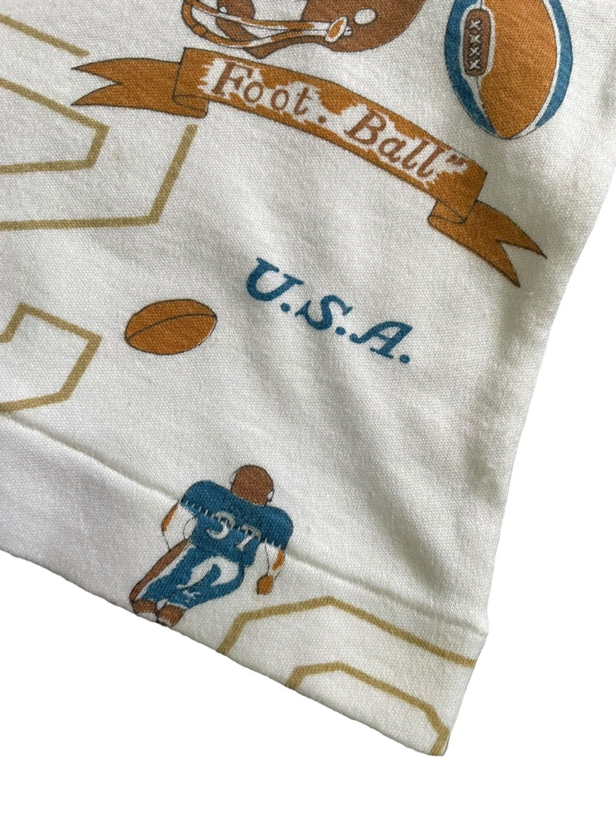 Vintage Vintage Football Usa Fullprint Tshirt Size US S / EU 44-46 / 1 - 7 Thumbnail
