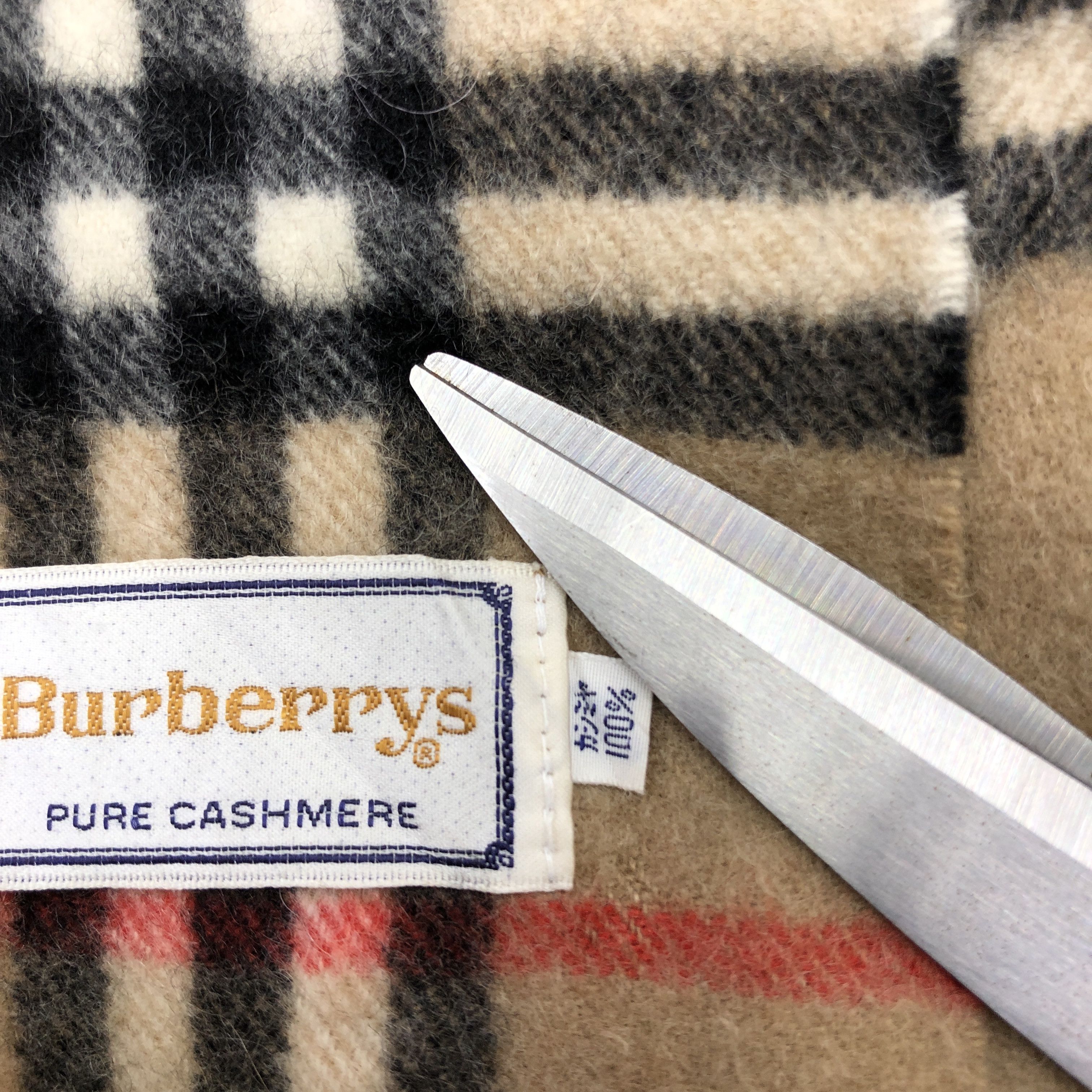 Burberry Vintage Burberry Scarf Muffler Wool Cashmere Scarves Size ONE SIZE - 5 Thumbnail