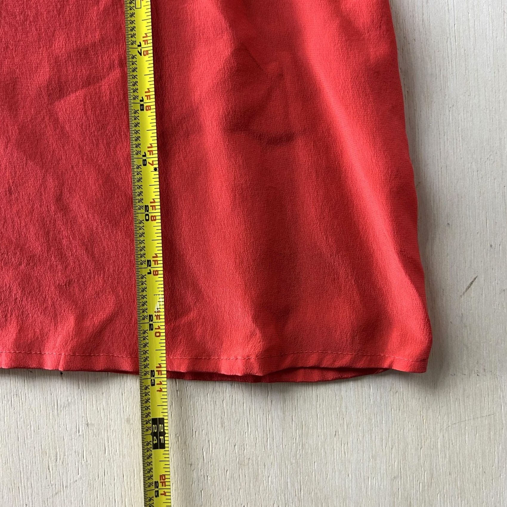 Vintage VINTAGE SK & COMPANY Top Womens 10 Red Tank Silk Scoop Neck Sleeveless Basic Size L / US 10 / IT 46 - 4 Thumbnail