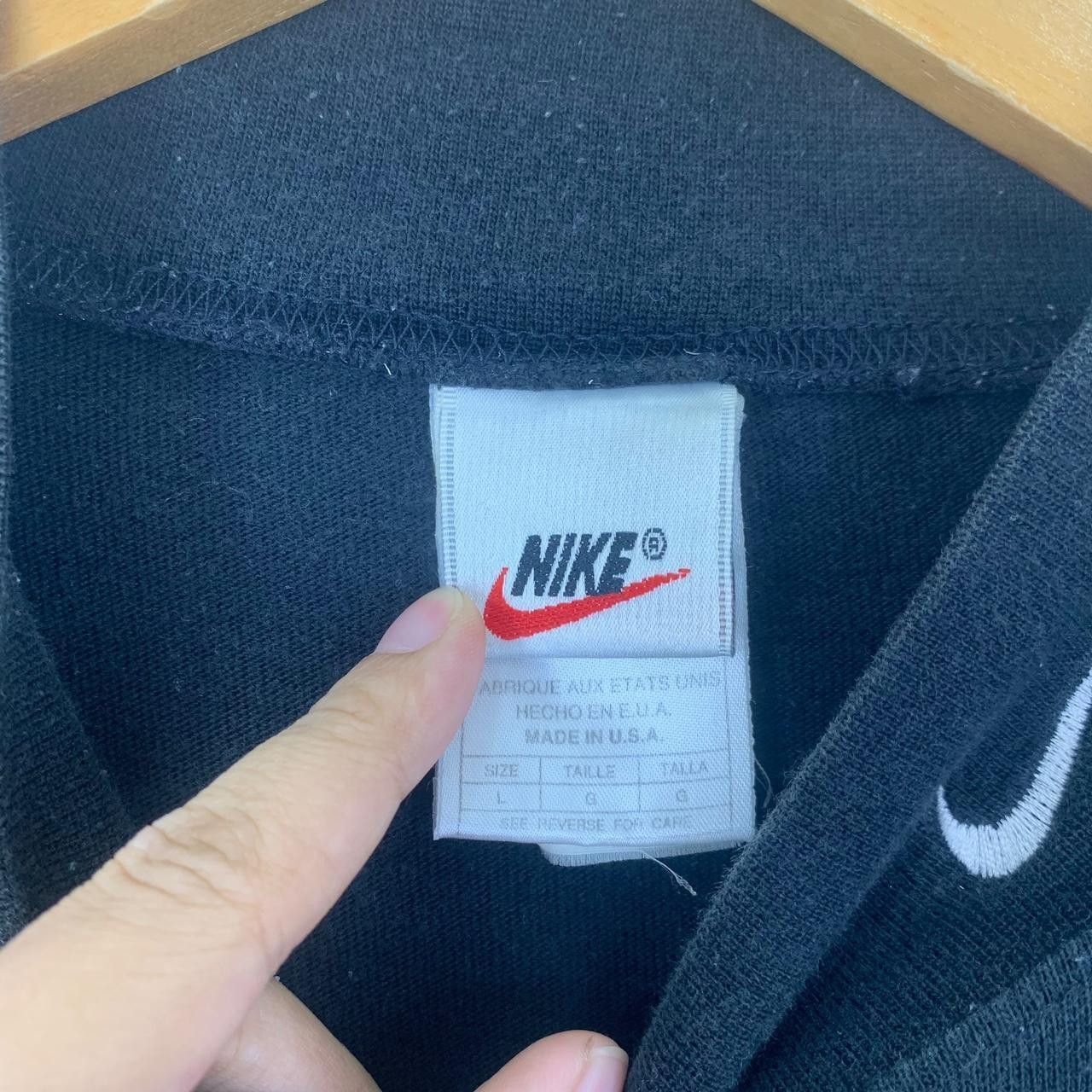 Vintage Vintage 90’ NIKE GREY TAG Embroidered Logo Tee Shirt Top Size US L / EU 52-54 / 3 - 3 Thumbnail