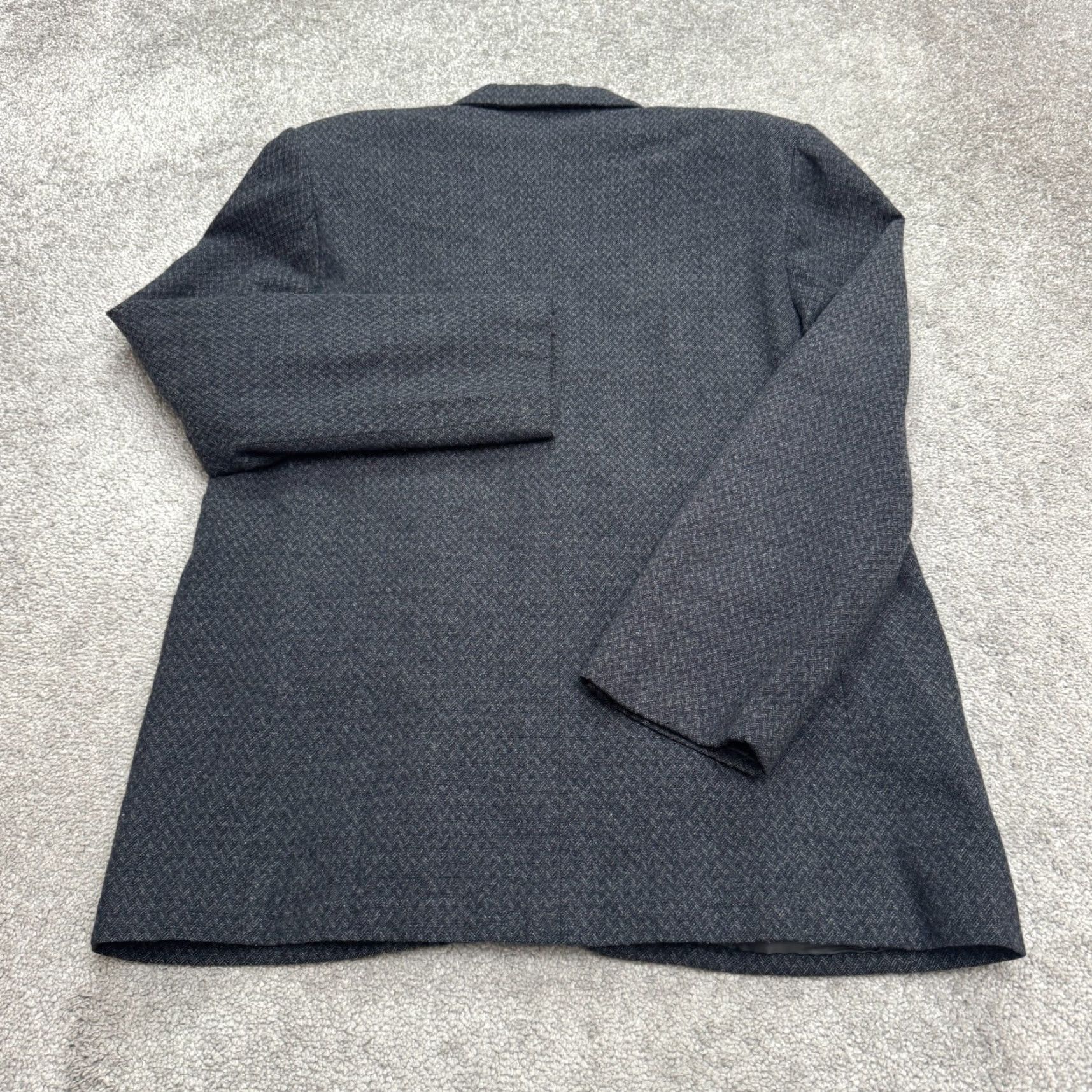 Vintage VINTAGE Lucky 80 Blazer Jacket Mens XL Blue Herringbone Tweed Wool 2 Piece Suit Front Two-Button Notch Lapel Regular Fit Chest 42 Navy Blue Size 46R - 2 Thumbnail