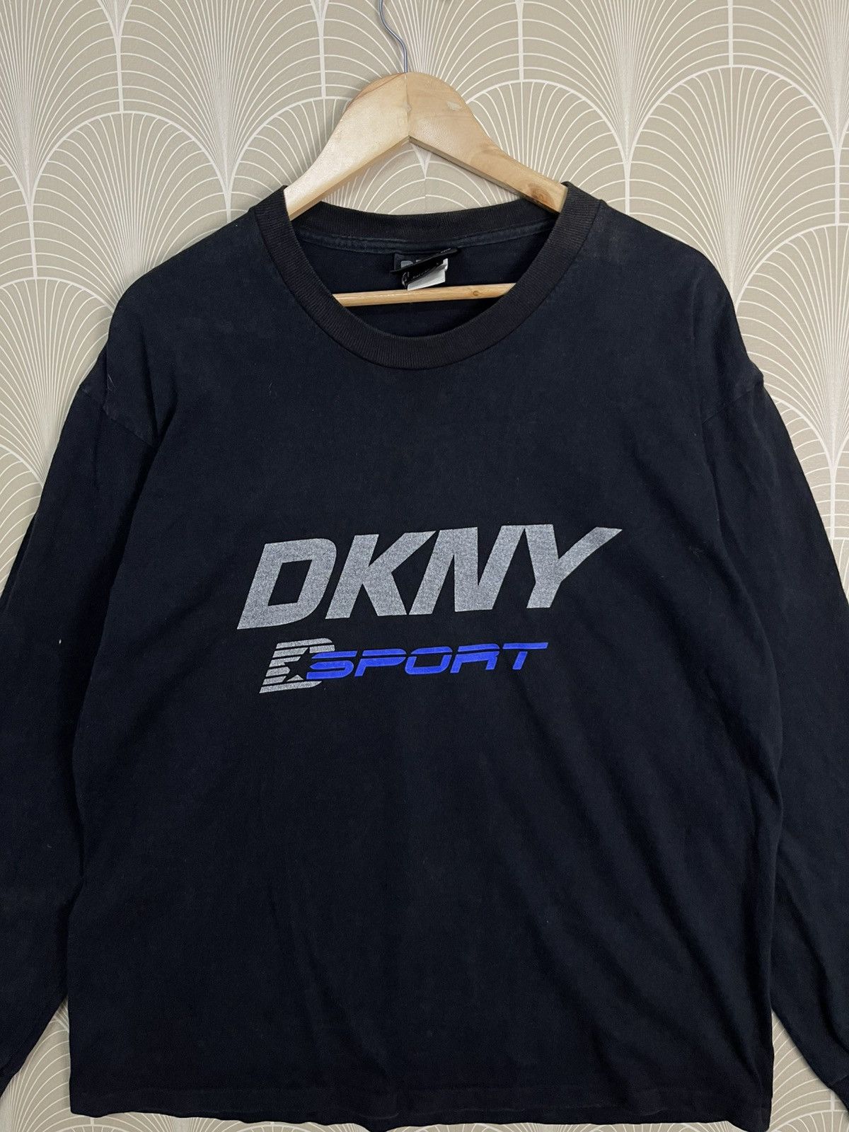 DKNY VINTAGE 90s DKNY SPORT LONG SLEEVE Size US M / EU 48-50 / 2 - 5 Thumbnail
