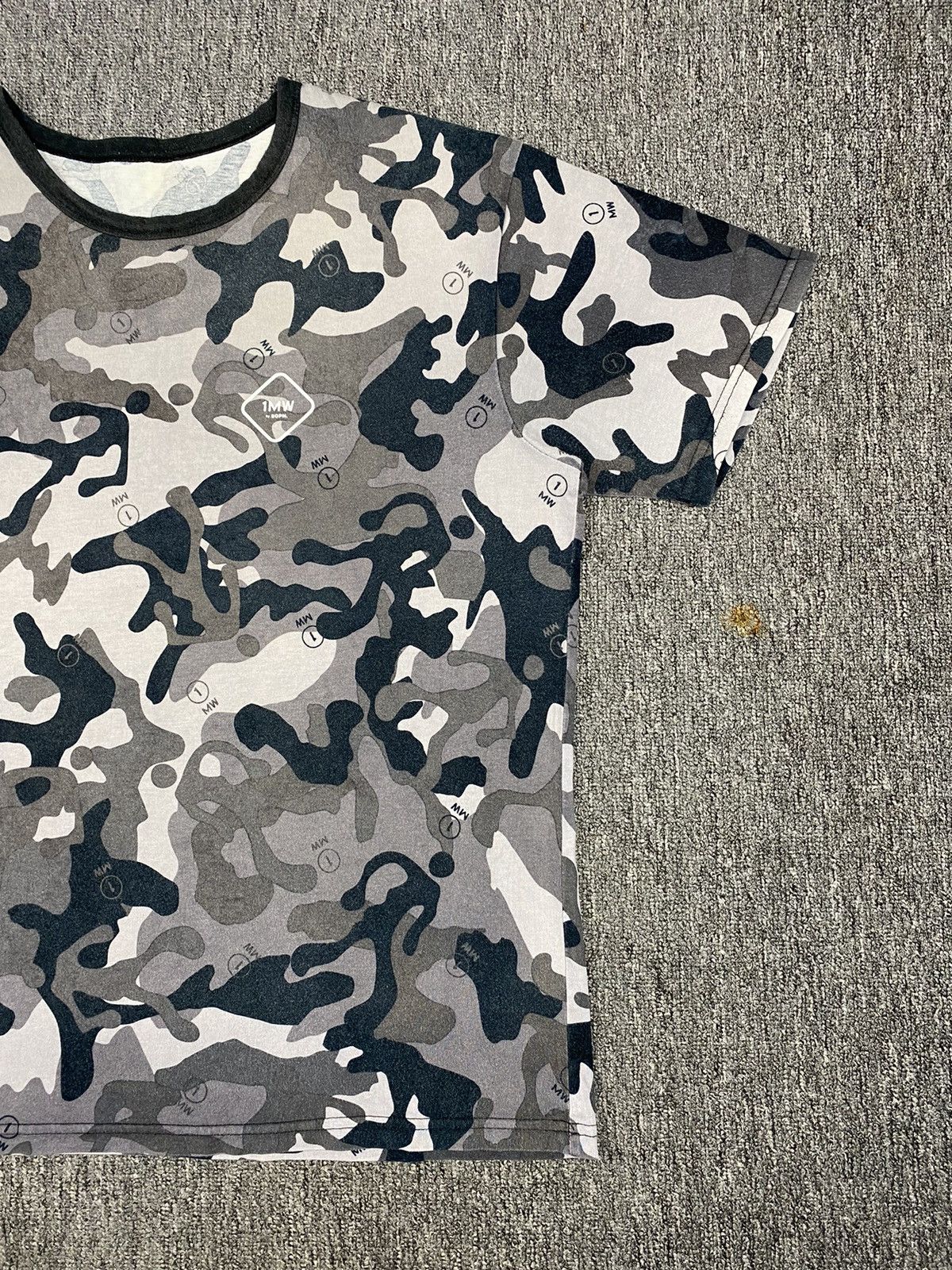 Sophnet. Camouflage Hirofumi Kiyonaga Tshirt Size US XL / EU 56 / 4 - 3 Thumbnail