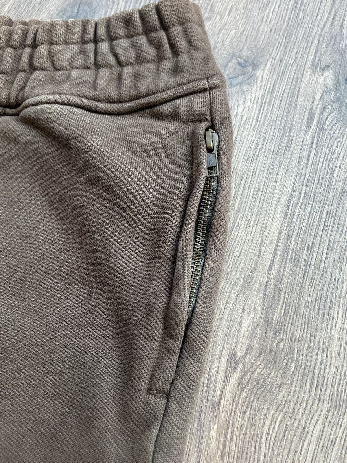 Yeezy Sample Yeezy Season 1 FJ Sweatpant Caviar Medium Size US 34 / EU 50 - 13 Thumbnail