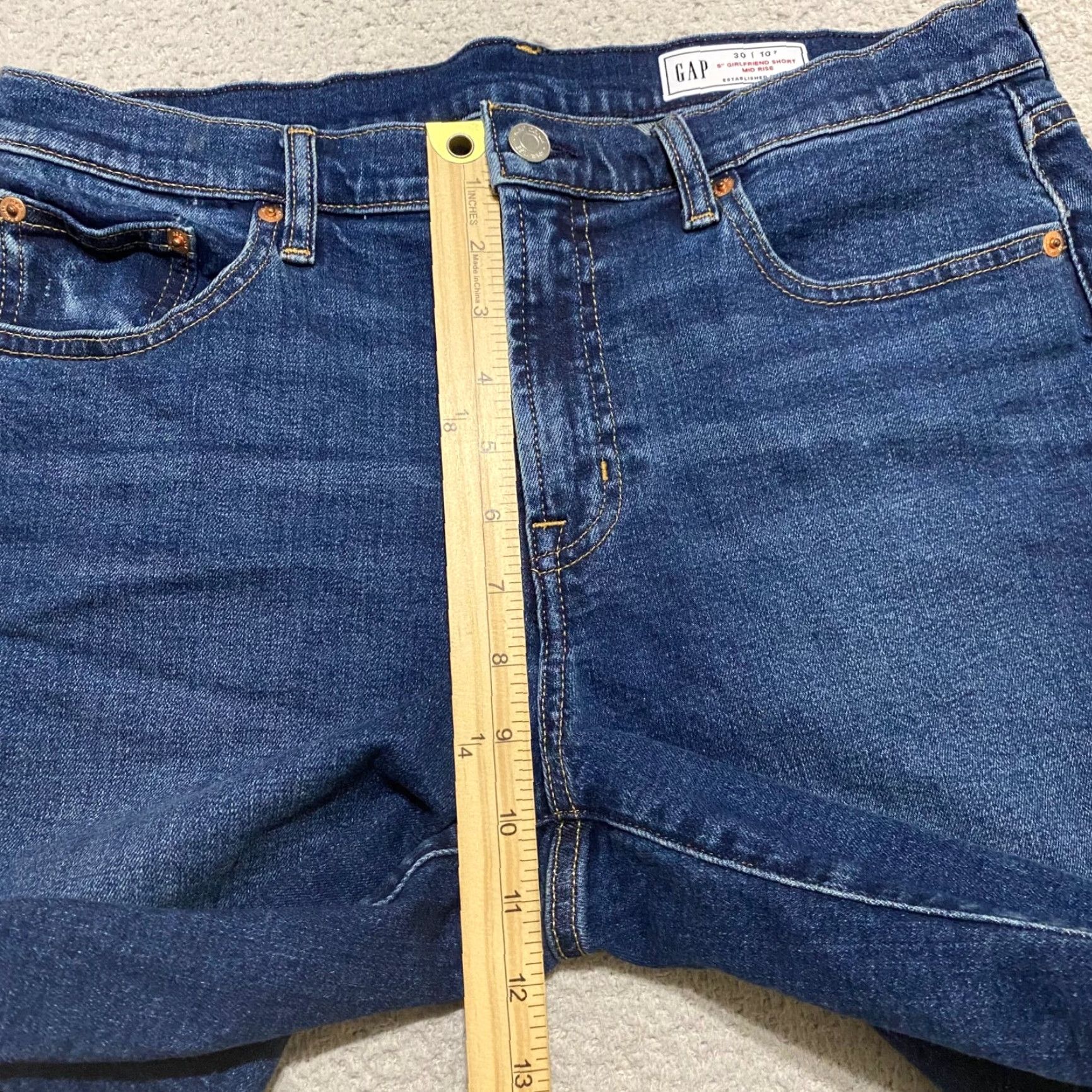 Gap GAP Womens 10 Tall Denim Bermuda Shorts Blue Dark Wash Inseam 8" Button Front 5-Pocket Casual Womens (Tall) Size 32" / US 10 / IT 46 - 5 Thumbnail