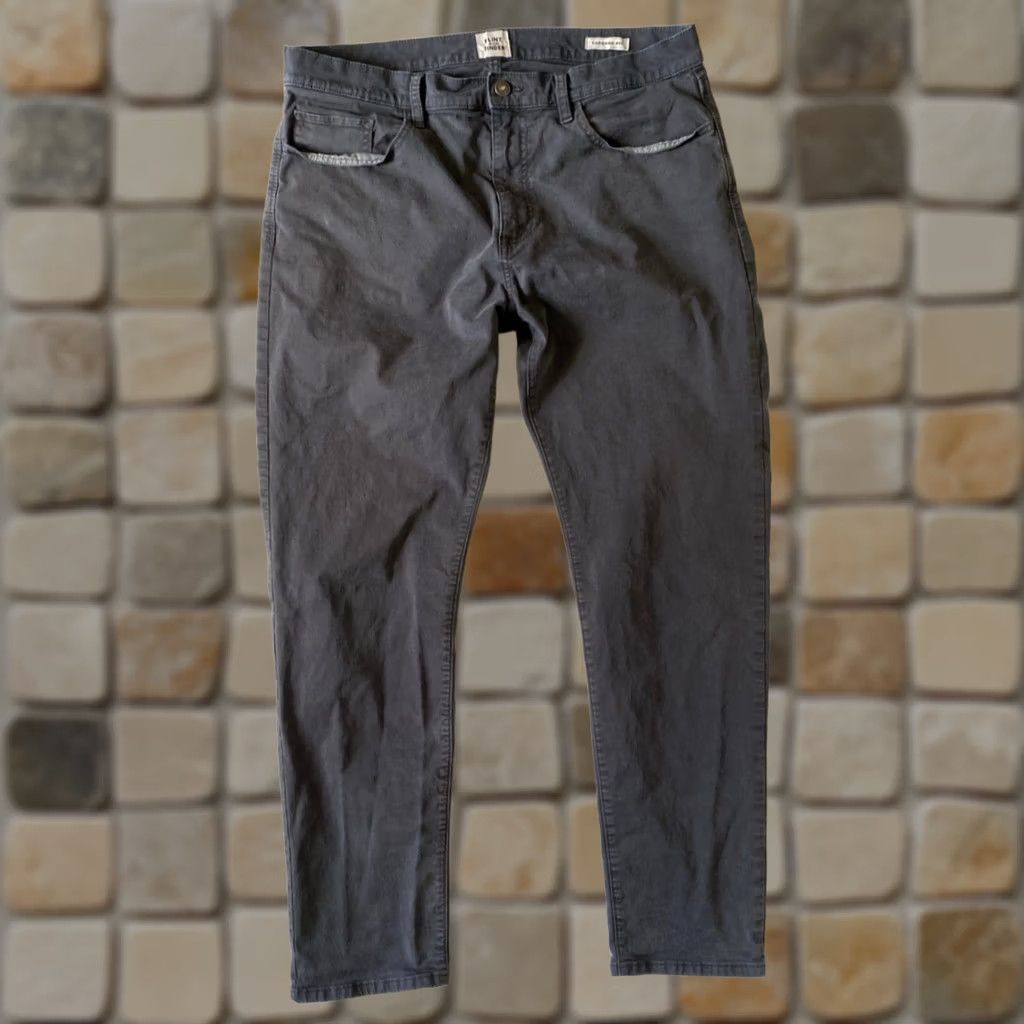 Flint And Tinder Flint and Tinder Pants Mens Chino Straight 5-Pocket Gray 36x32 Adult Regular Size 36x32 Mens Size US 36 / EU 52 - 1 Thumbnail
