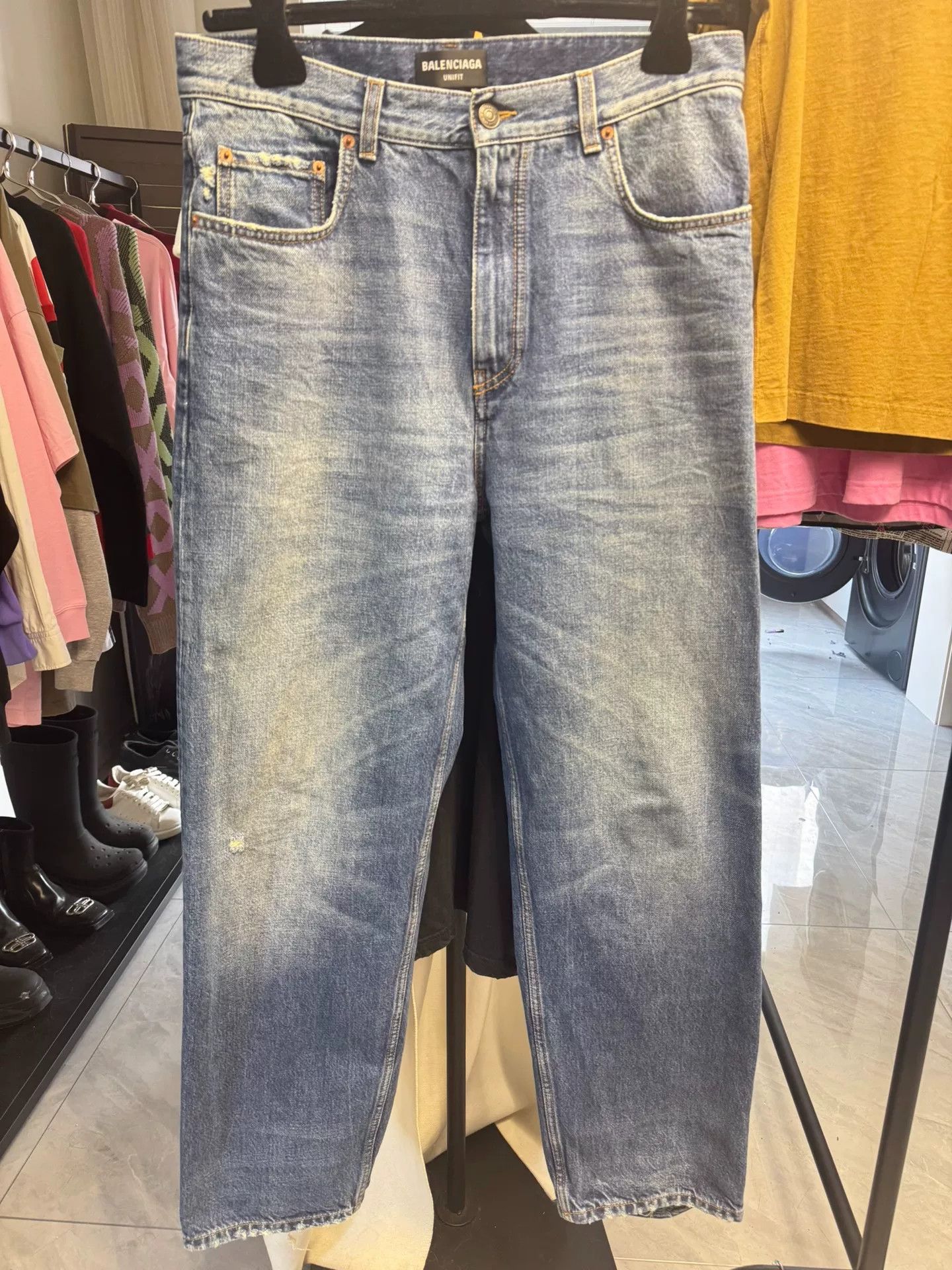 Balenciaga Balenciaga Destroyed Jeans Size S Size US 30 / EU 46 - 1 Thumbnail