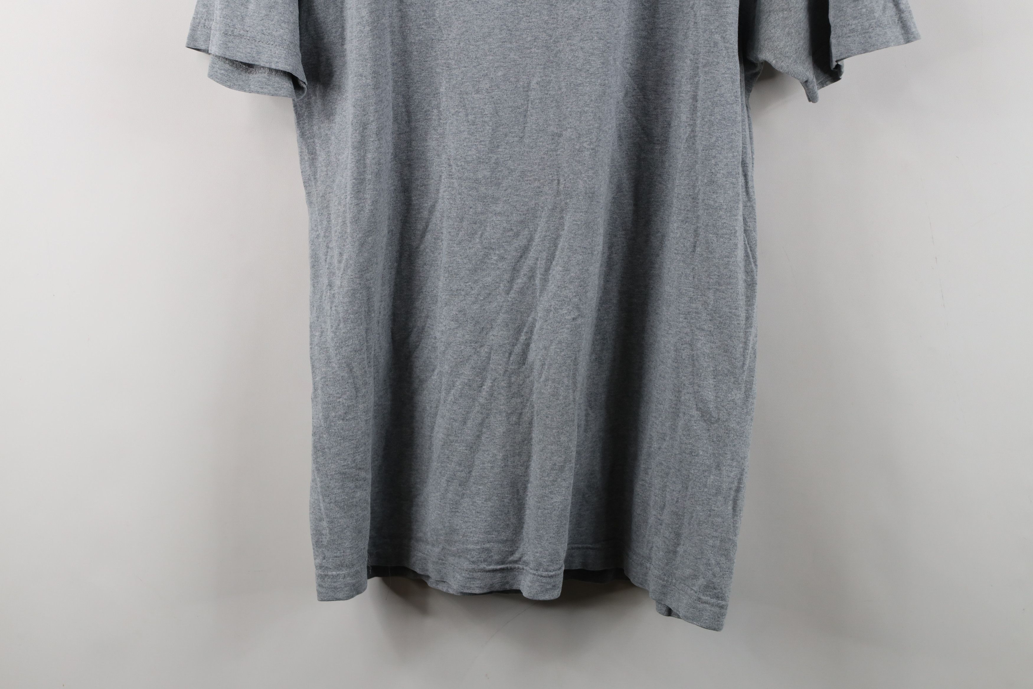 Nike Vintage Y2K Nike Just Do It Center Swoosh T-Shirt Gray Size US M / EU 48-50 / 2 - 13 Thumbnail