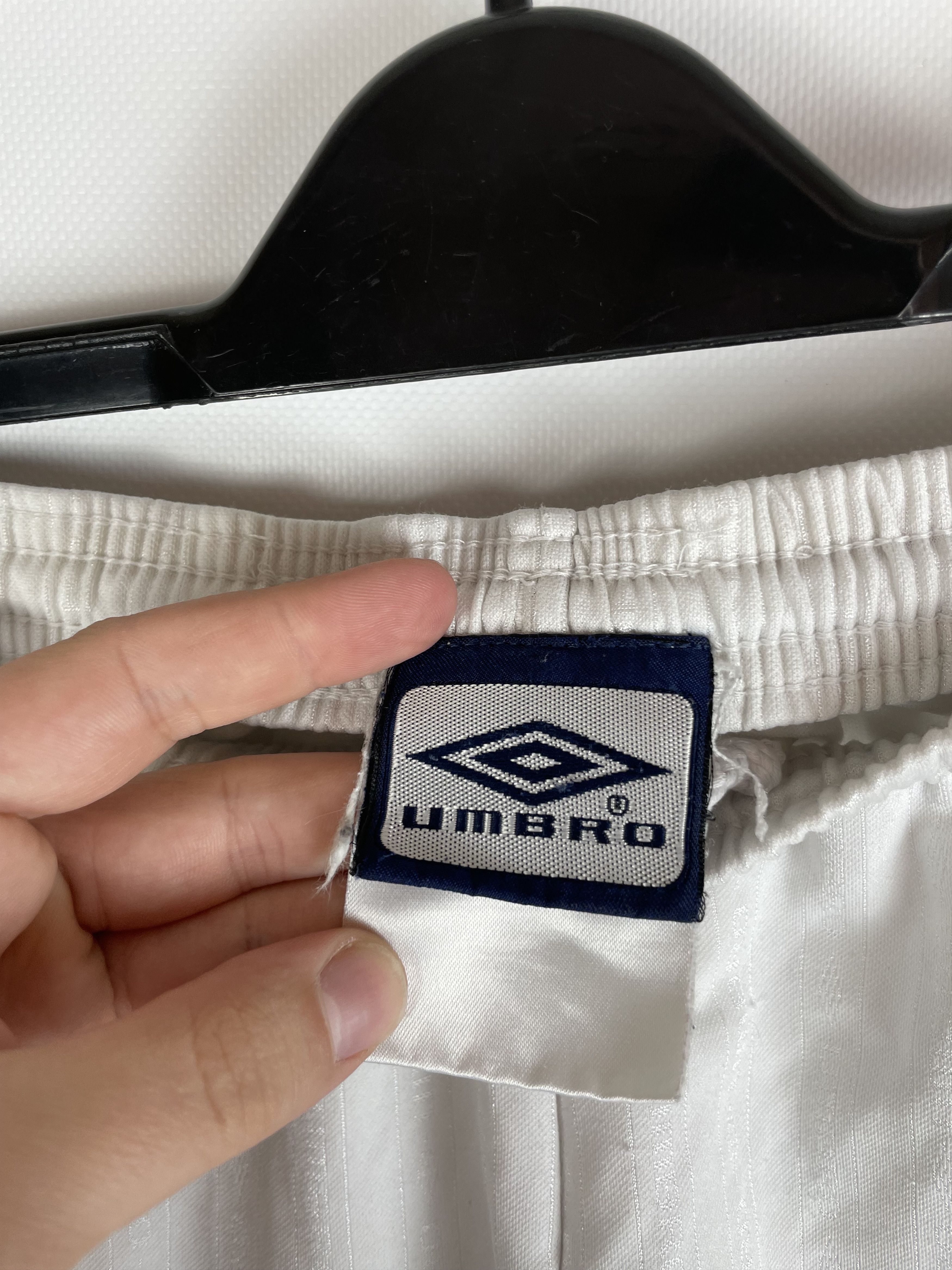 Other Vintage Umbro Shorts Y2k Size US 32 / EU 48 - 5 Thumbnail