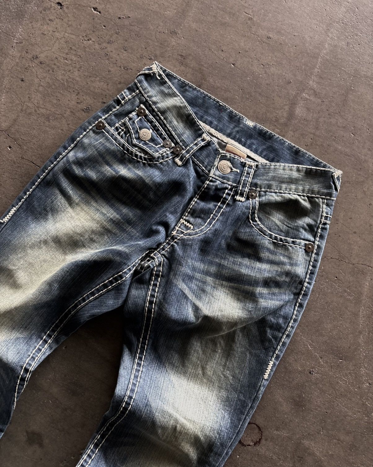 True Religion True Religion Wash Blue Flared Denim Pants Size US 30 / EU 46 - 3 Thumbnail