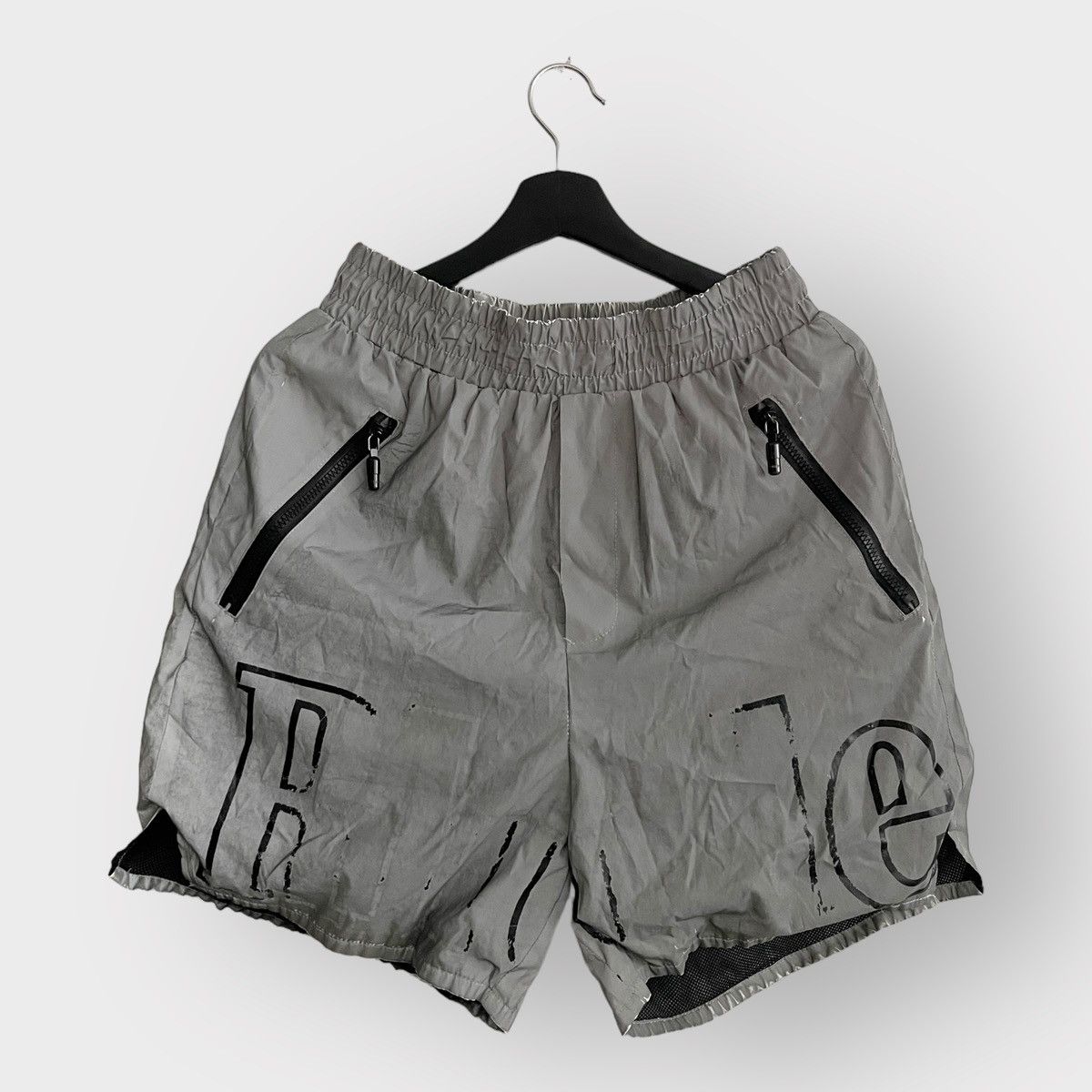 Rhude STEAL! 2010s Rhude Jumbo Logo Shorts (L) Size US 34 / EU 50 - 1 Thumbnail