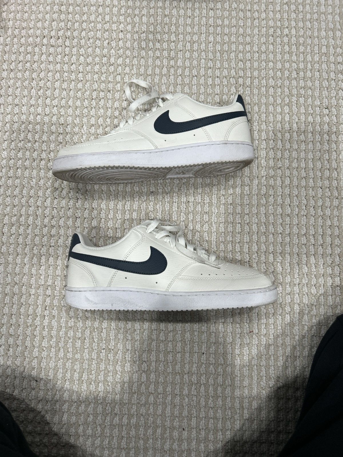 Nike Nike Court Vision Low Size US 8 / EU 41 - 3 Thumbnail