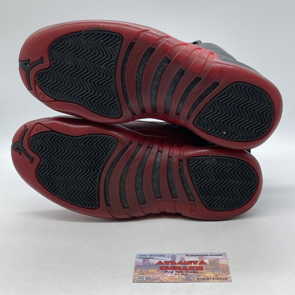 Jordan Brand Air Jordan 12 flu game Size US 8 / EU 41 - 7 Thumbnail